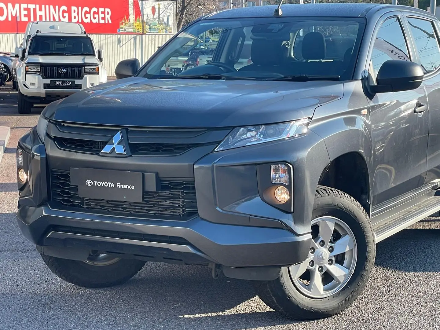 2022 Mitsubishi Triton Gallery Image 11