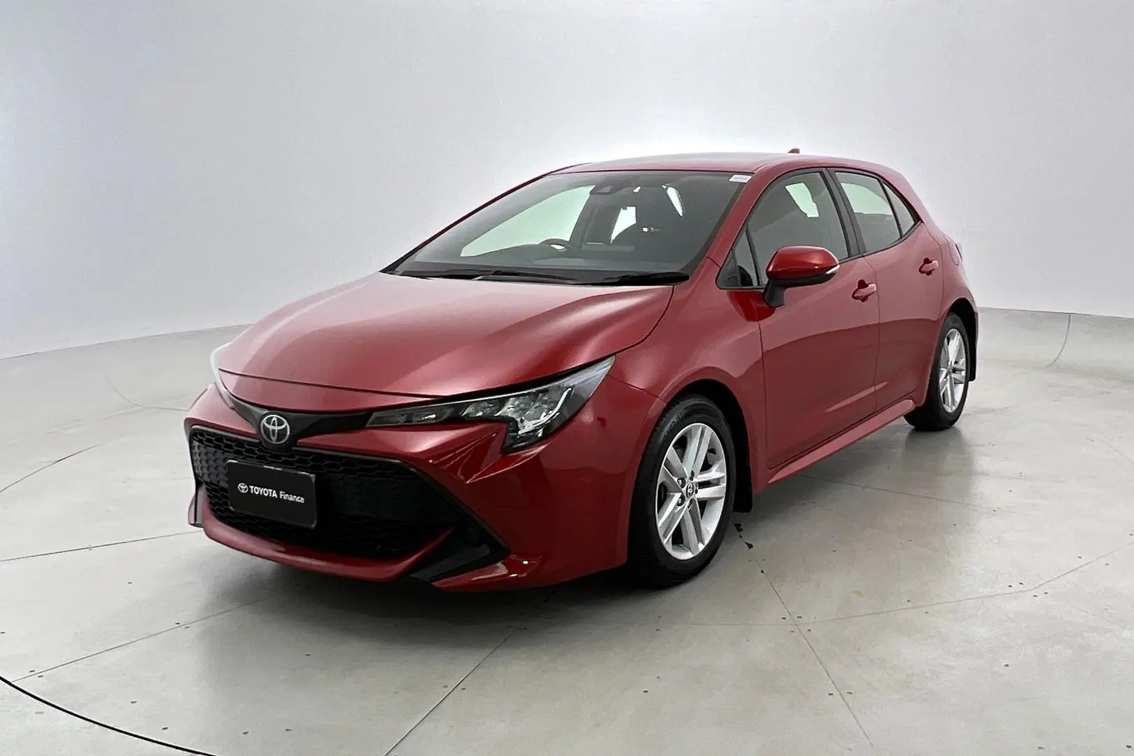 2018 Toyota Corolla Gallery Image 8