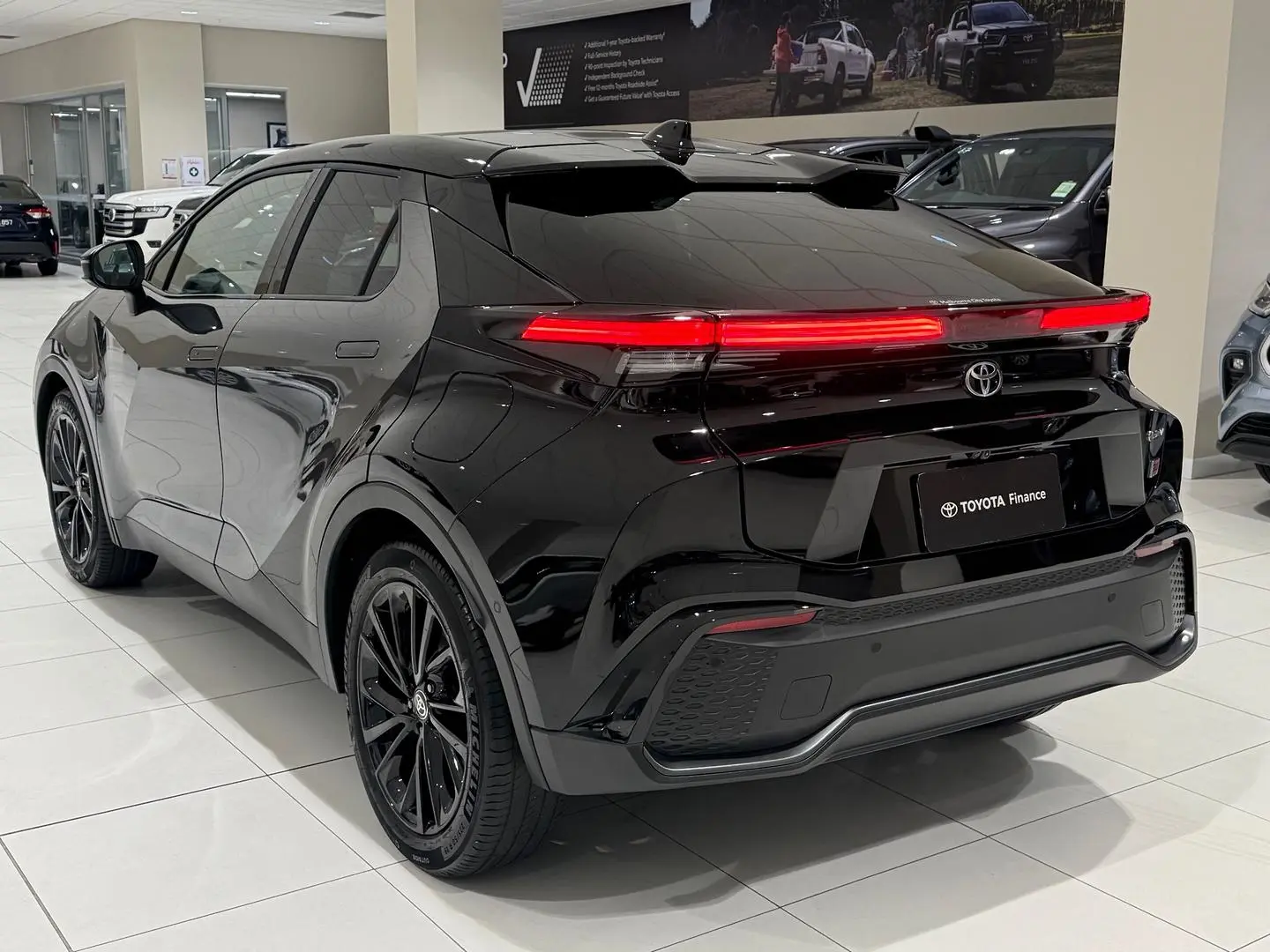 2024 Toyota C-HR Gallery Image 7