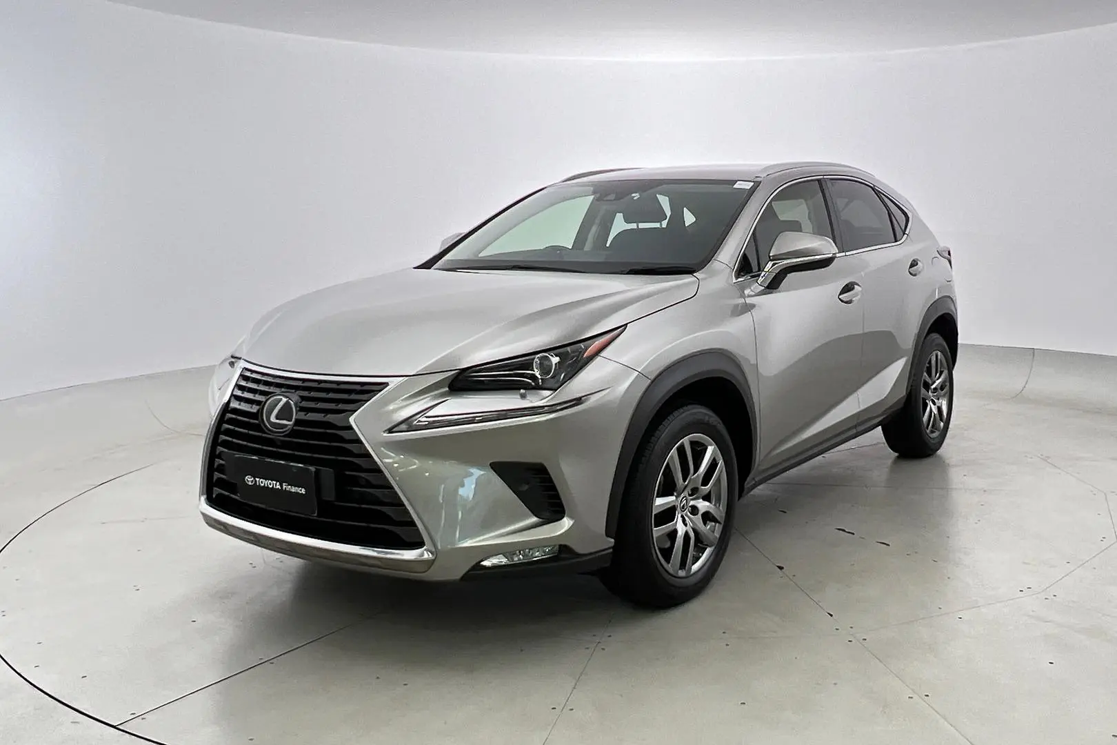 2021 Lexus Nx Gallery Image 8