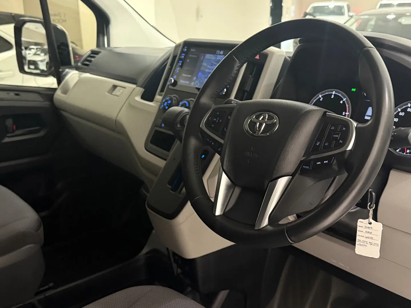 2020 Toyota Hiace Gallery Image 15