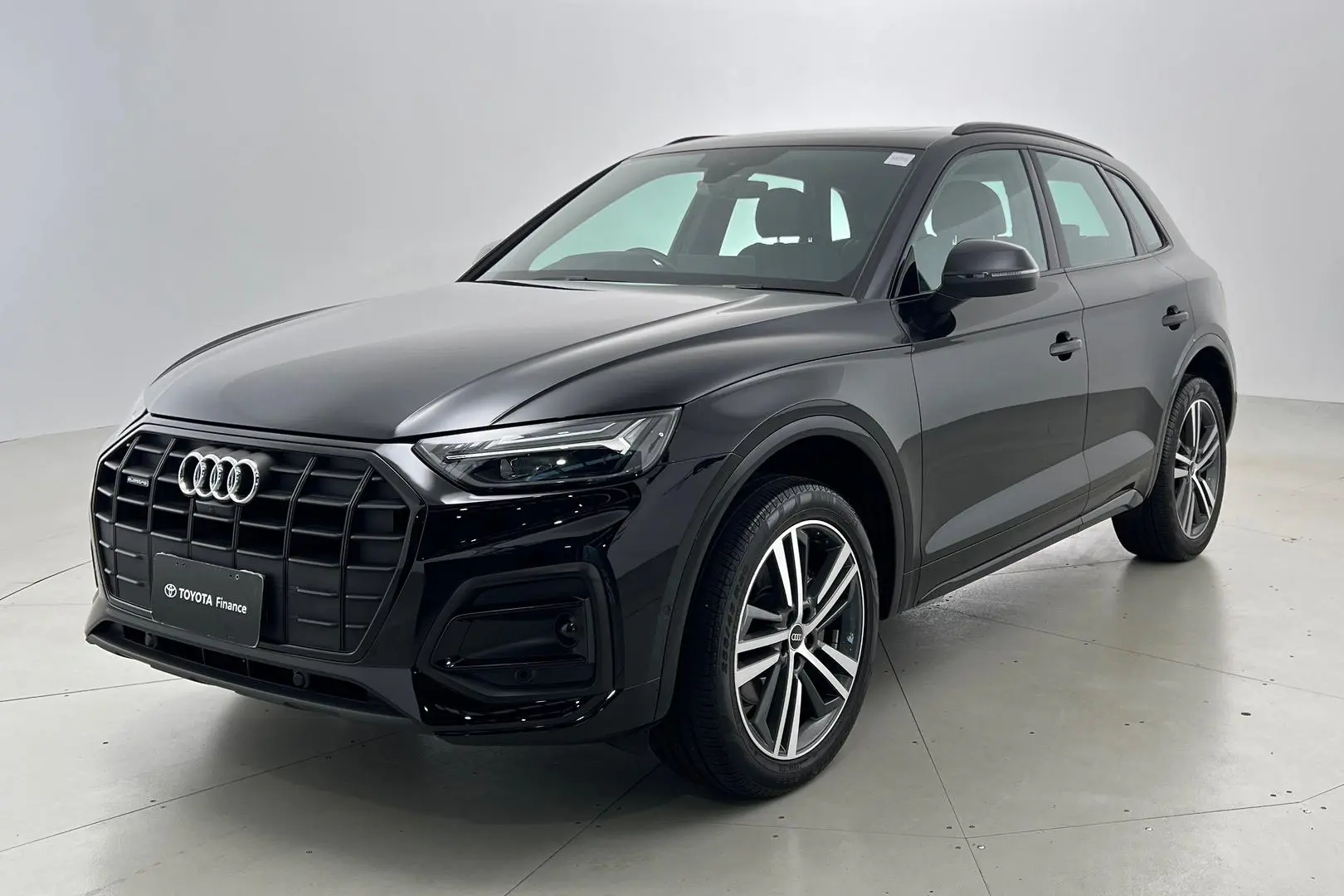 2021 Audi Q5 Gallery Image 9