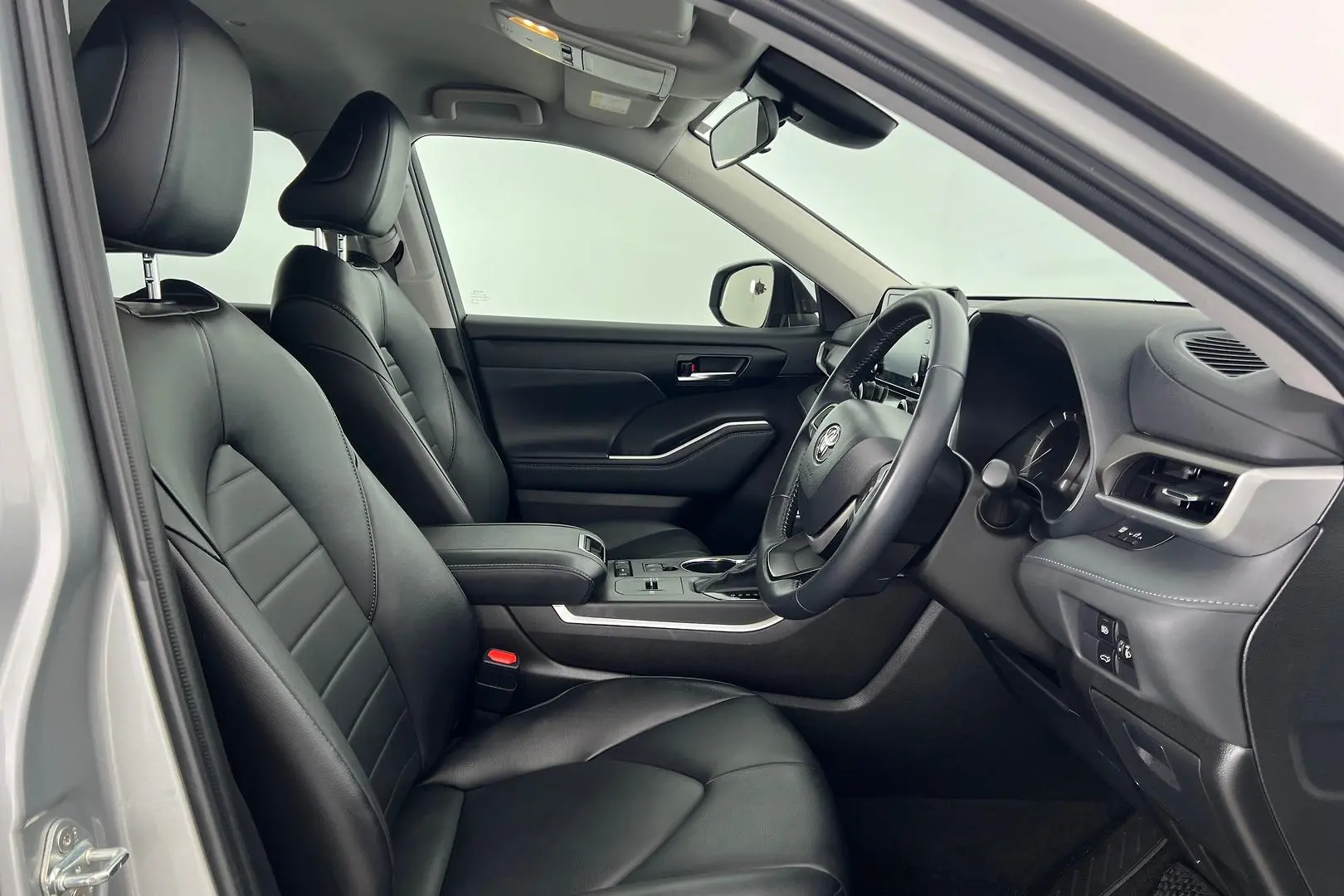 2021 Toyota Kluger Gallery Image 14