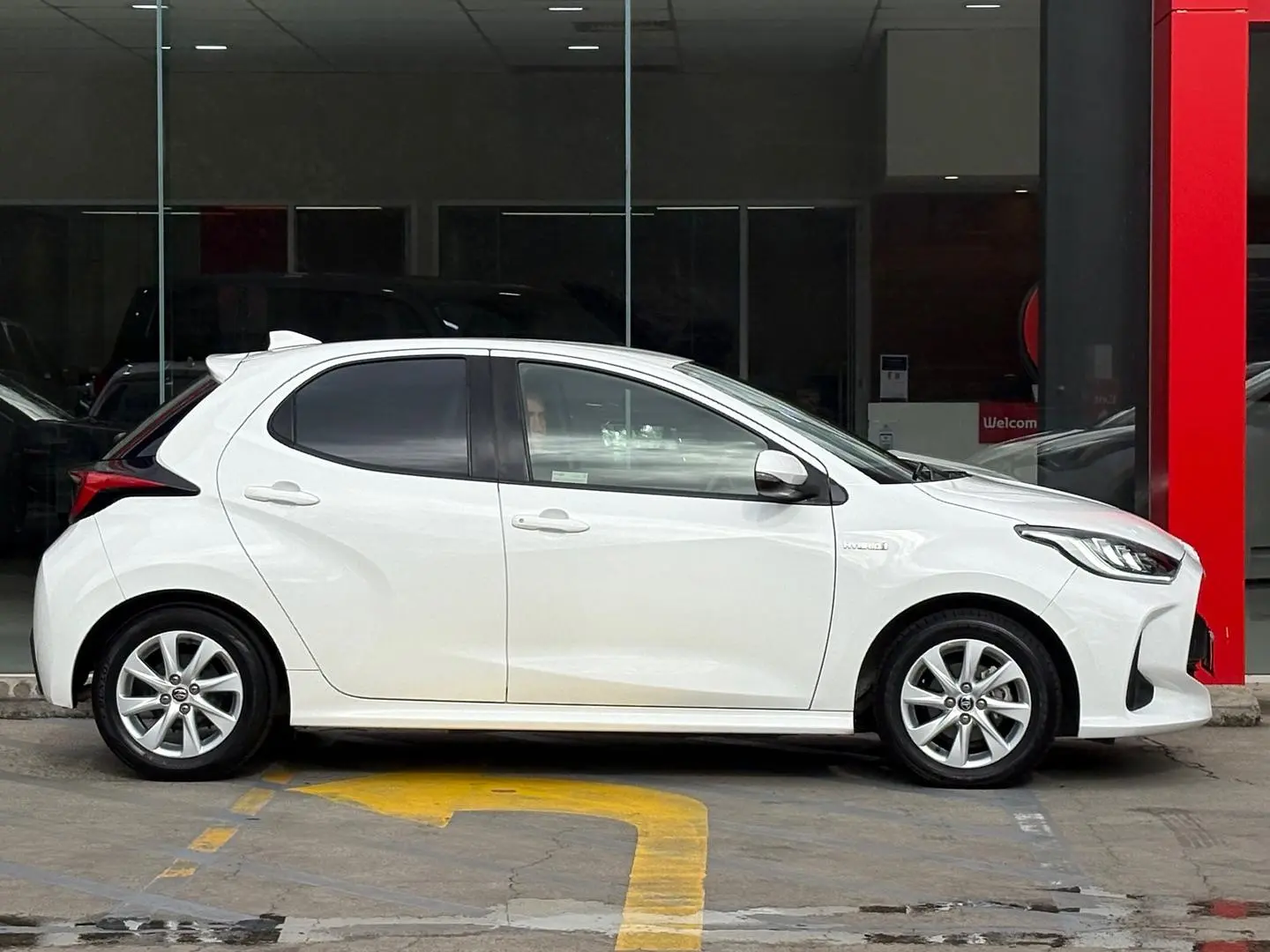 2022 Toyota Yaris Gallery Image 2
