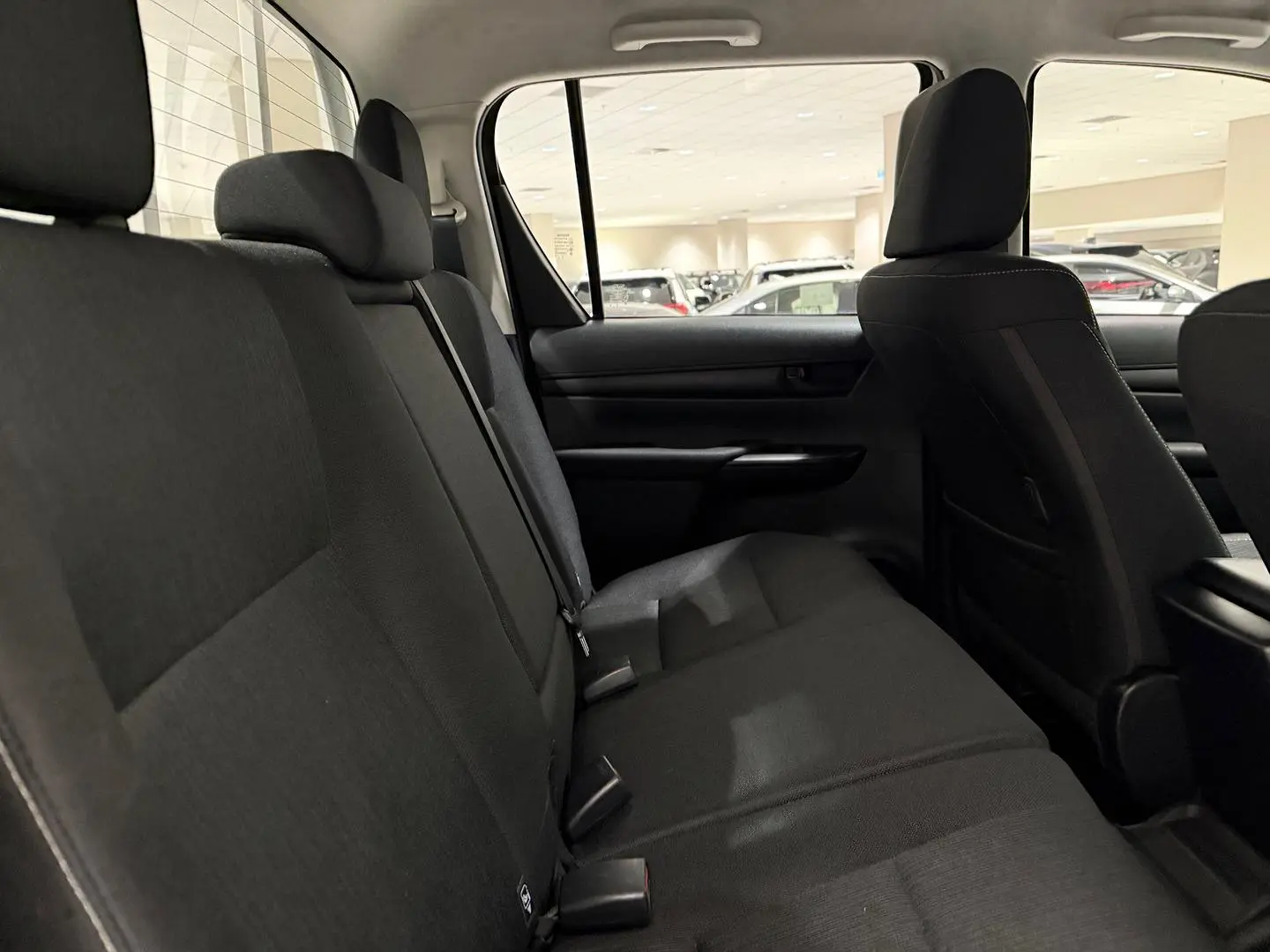 2020 Toyota Hilux Gallery Image 16