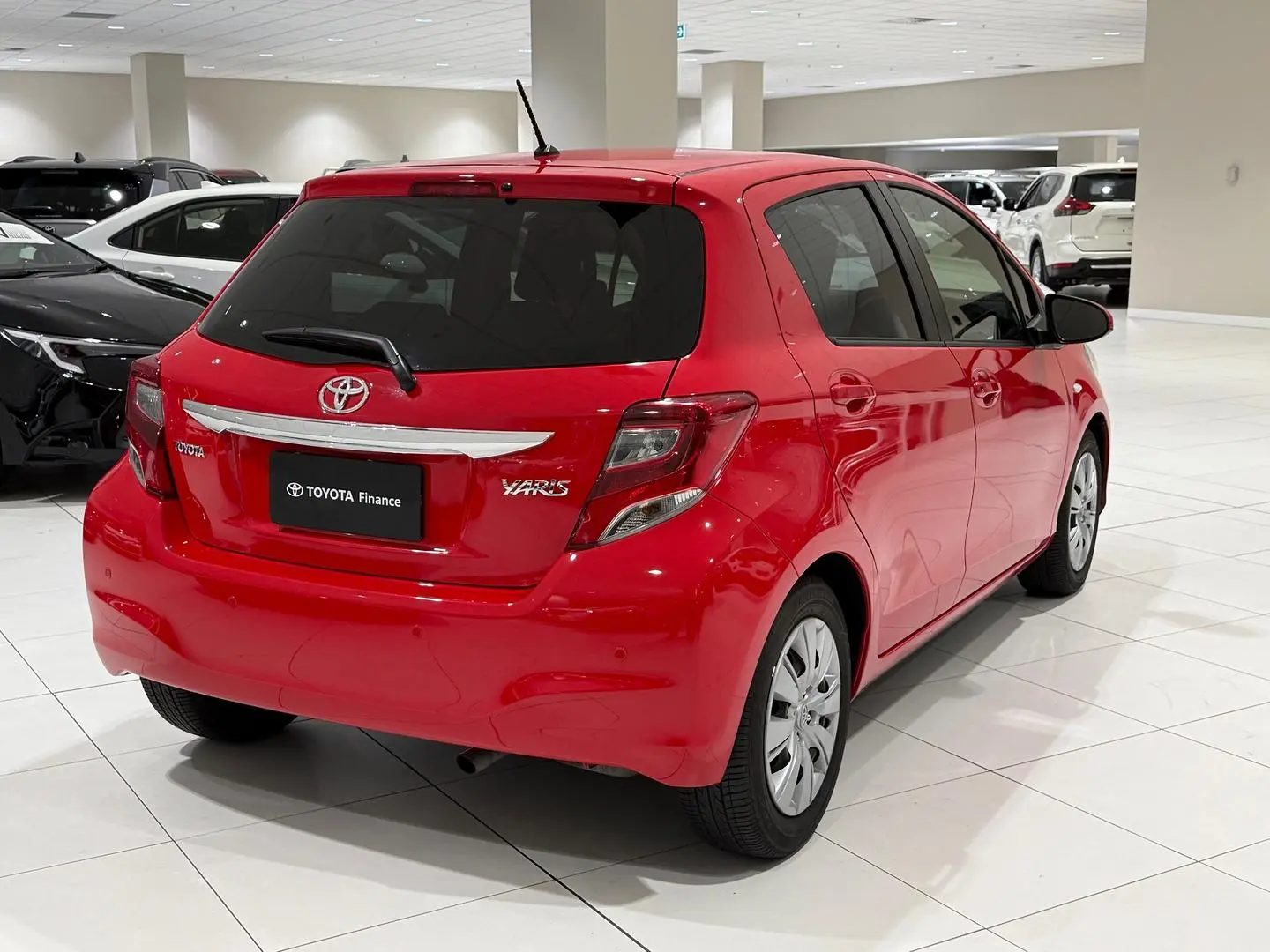 2014 Toyota Yaris Gallery Image 10