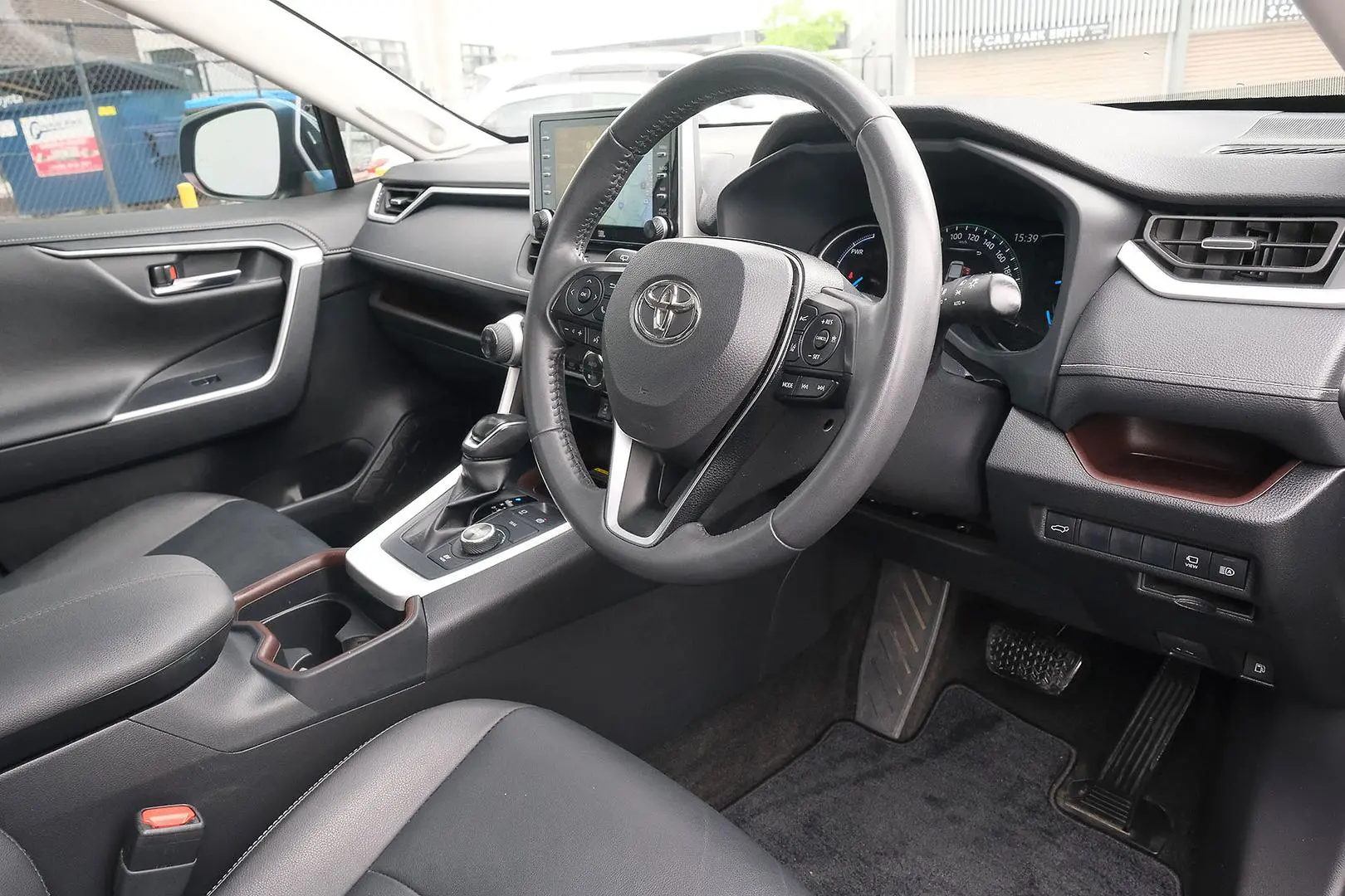 2021 Toyota RAV4 Gallery Image 7