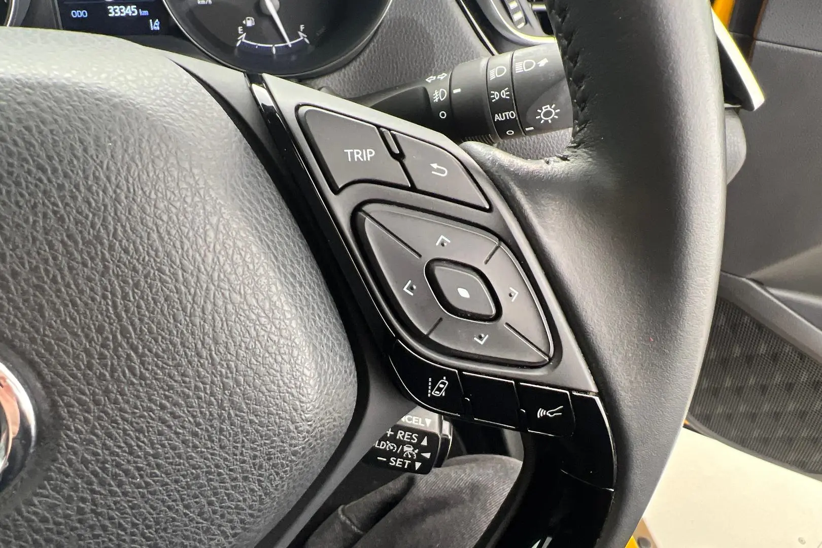 2021 Toyota C-HR Gallery Image 18