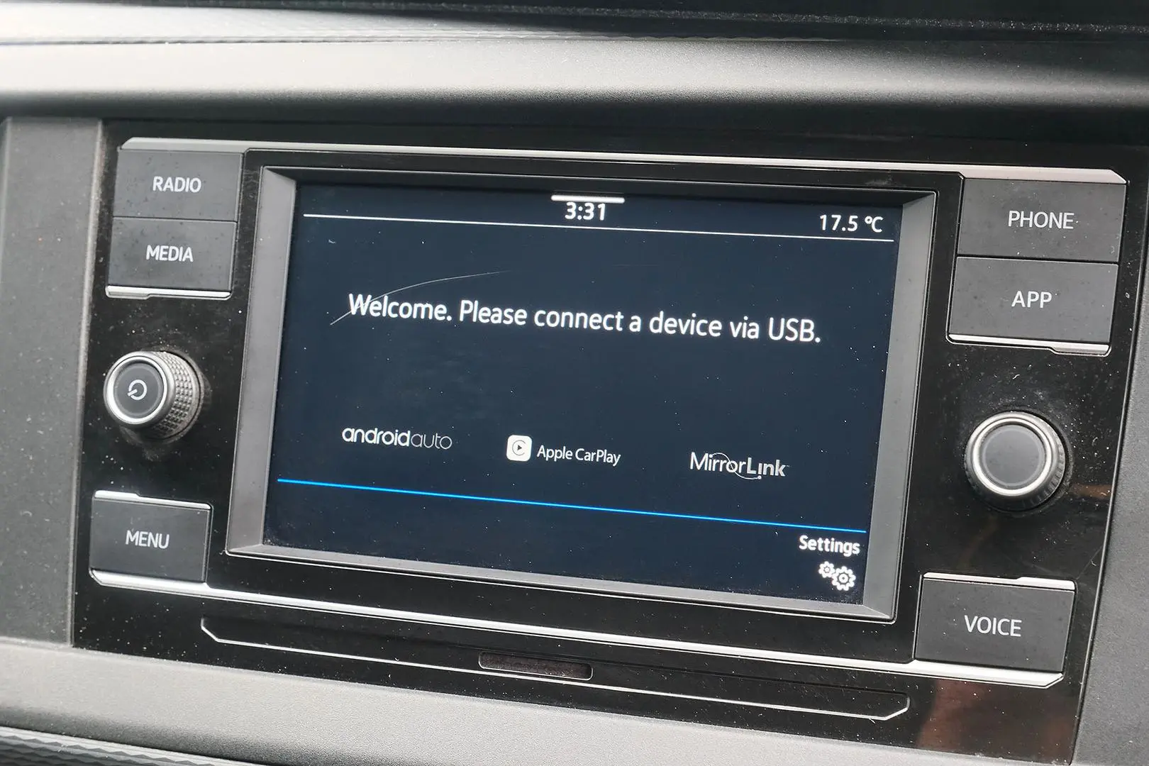 2022 Volkswagen Transporter Gallery Image 9