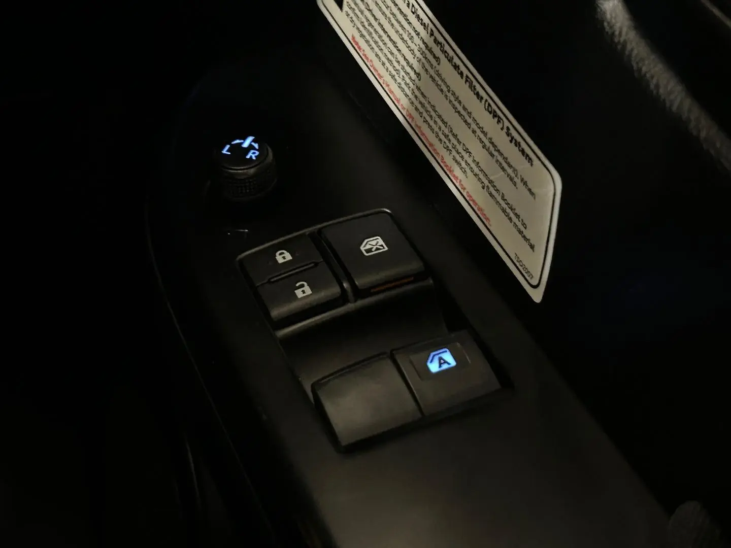 2020 Toyota Hilux Gallery Image 21