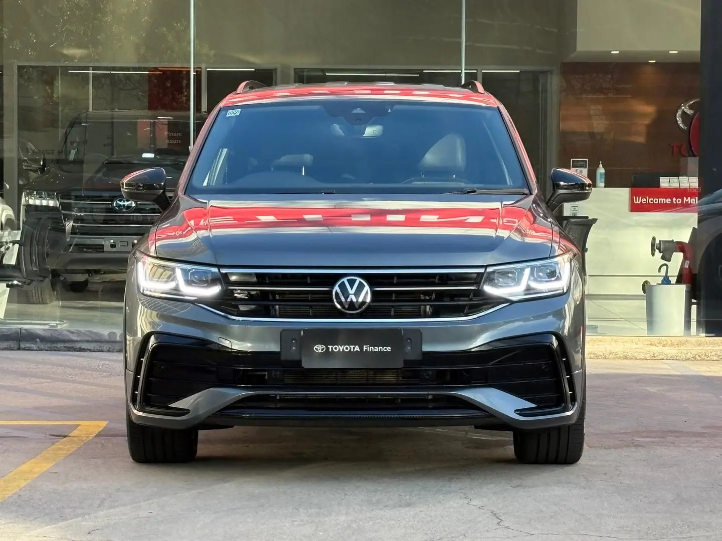 2023 Volkswagen Tiguan Gallery Image 7