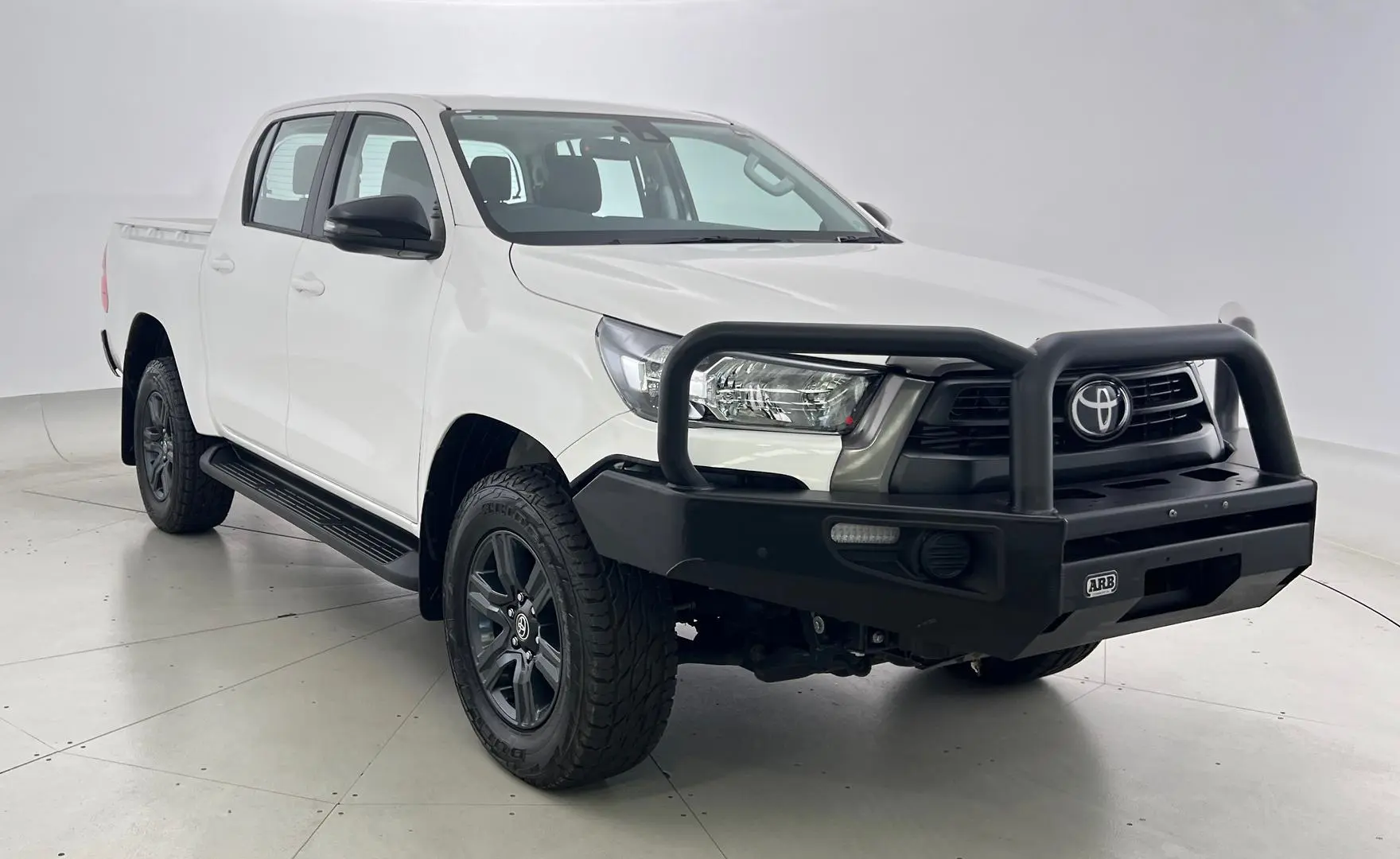 2022 Toyota Hilux Gallery Image 1