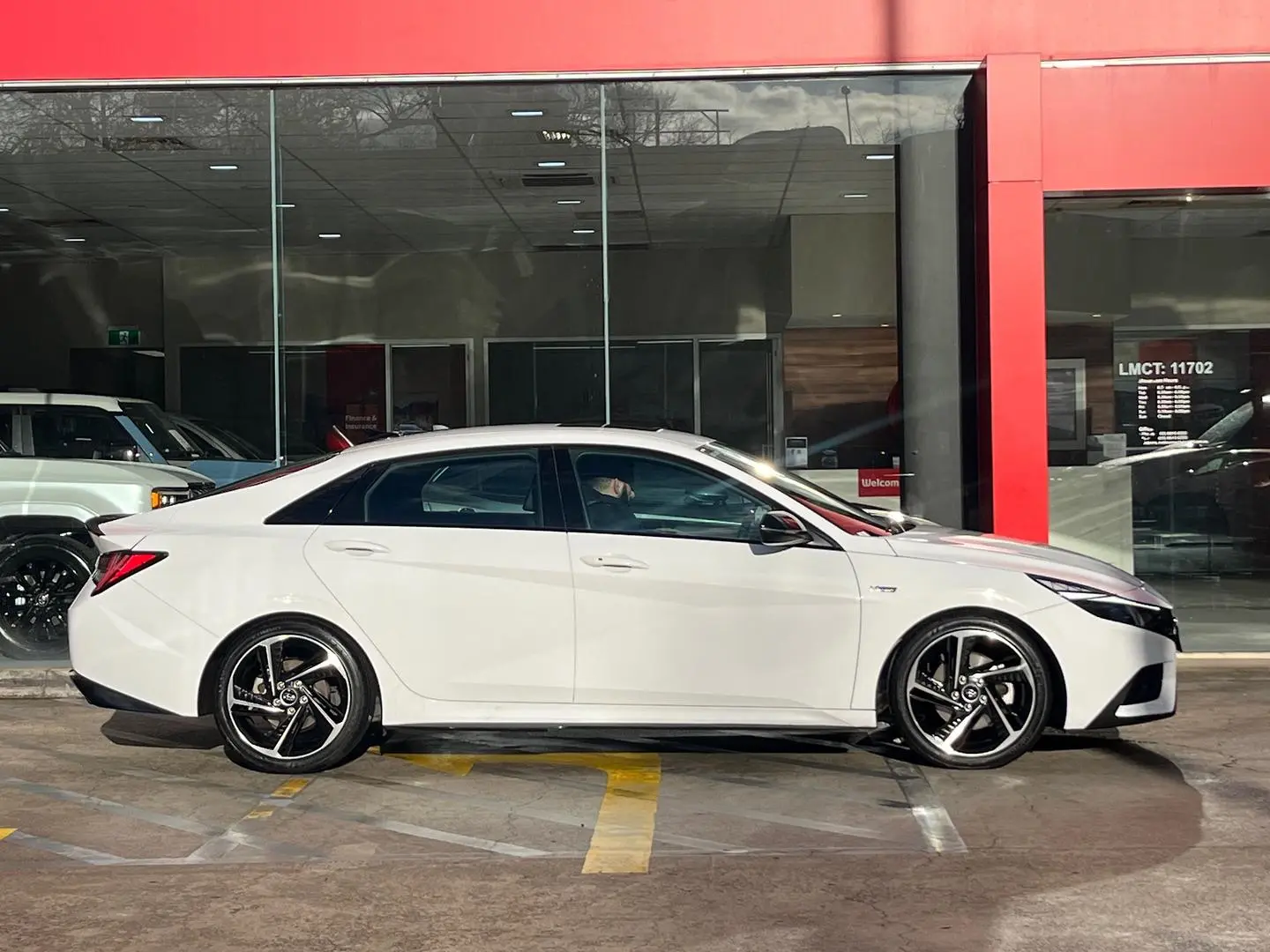 2020 Hyundai i30 Gallery Image 6