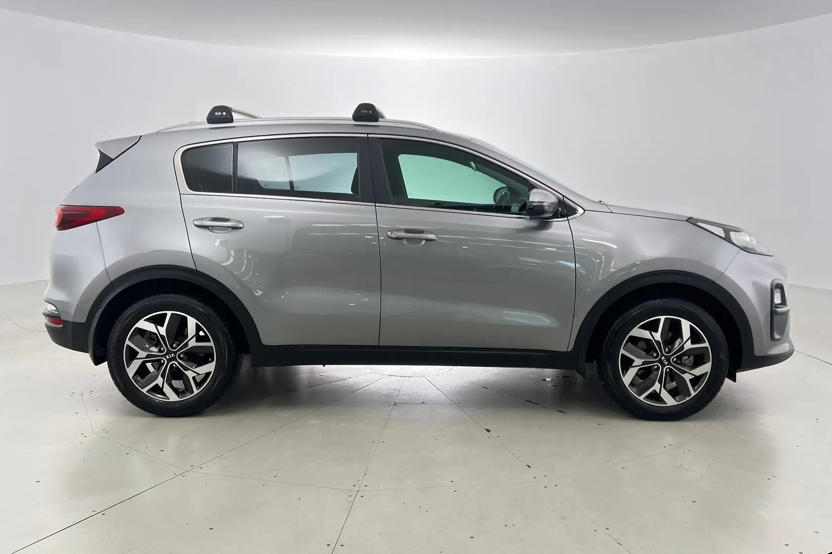 2018 Kia Sportage Gallery Image 3