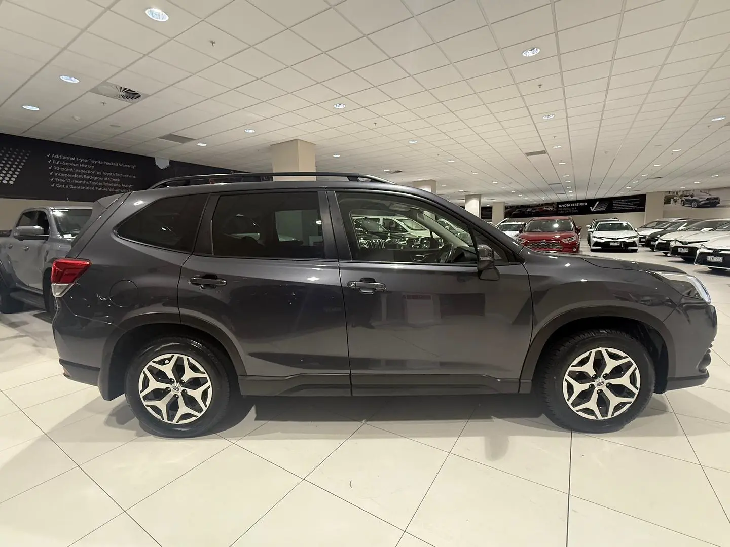 2023 Subaru Forester Gallery Image 2