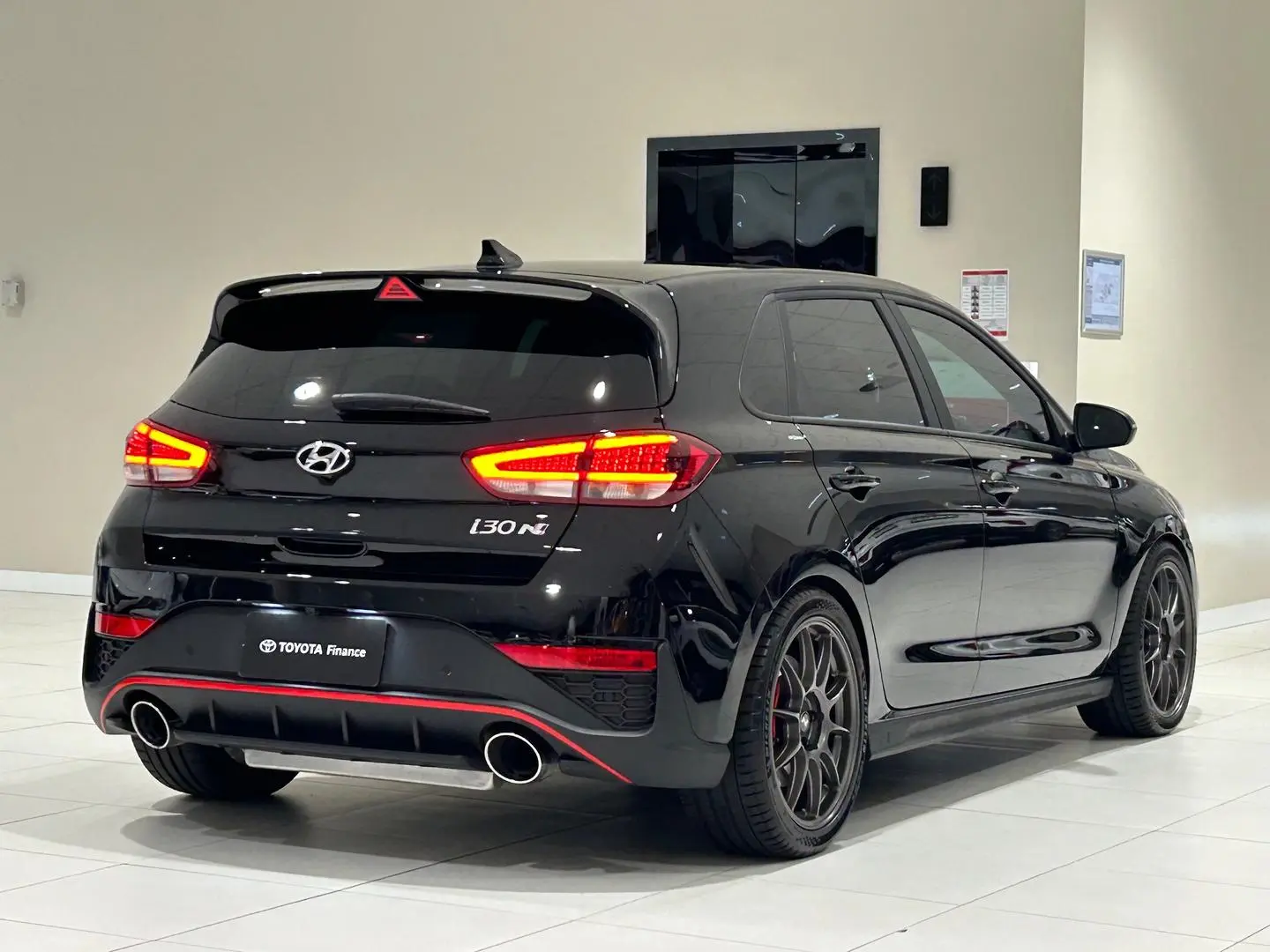 2024 Hyundai i30 Gallery Image 10