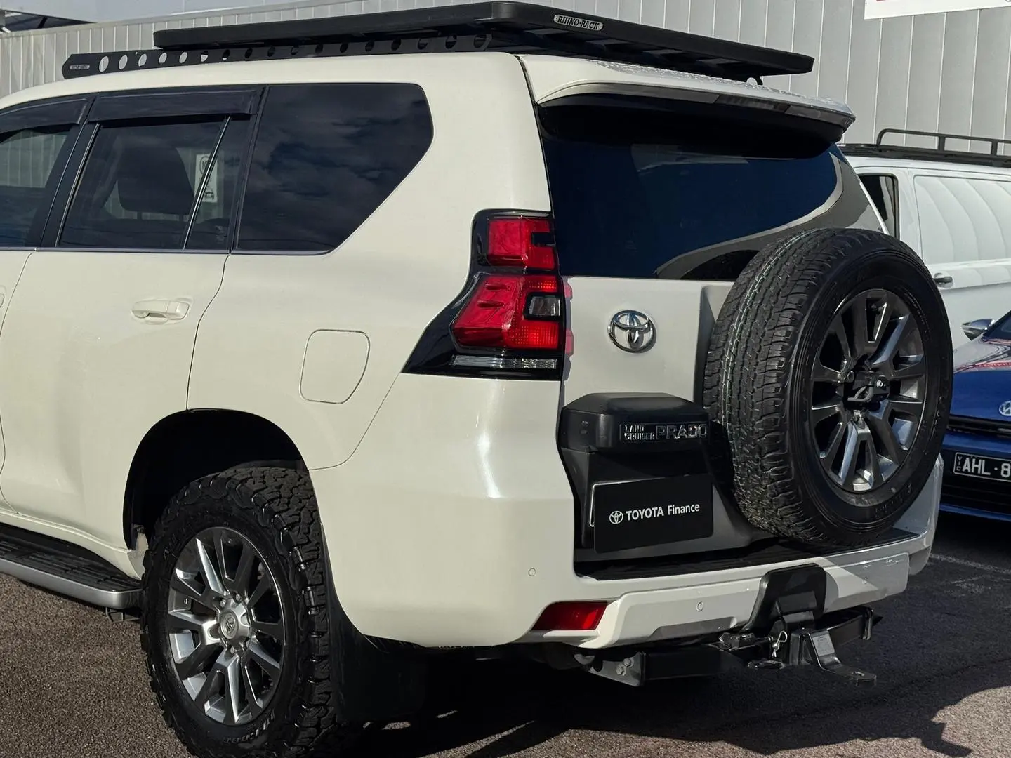 2019 Toyota Landcruiser Prado Gallery Image 7