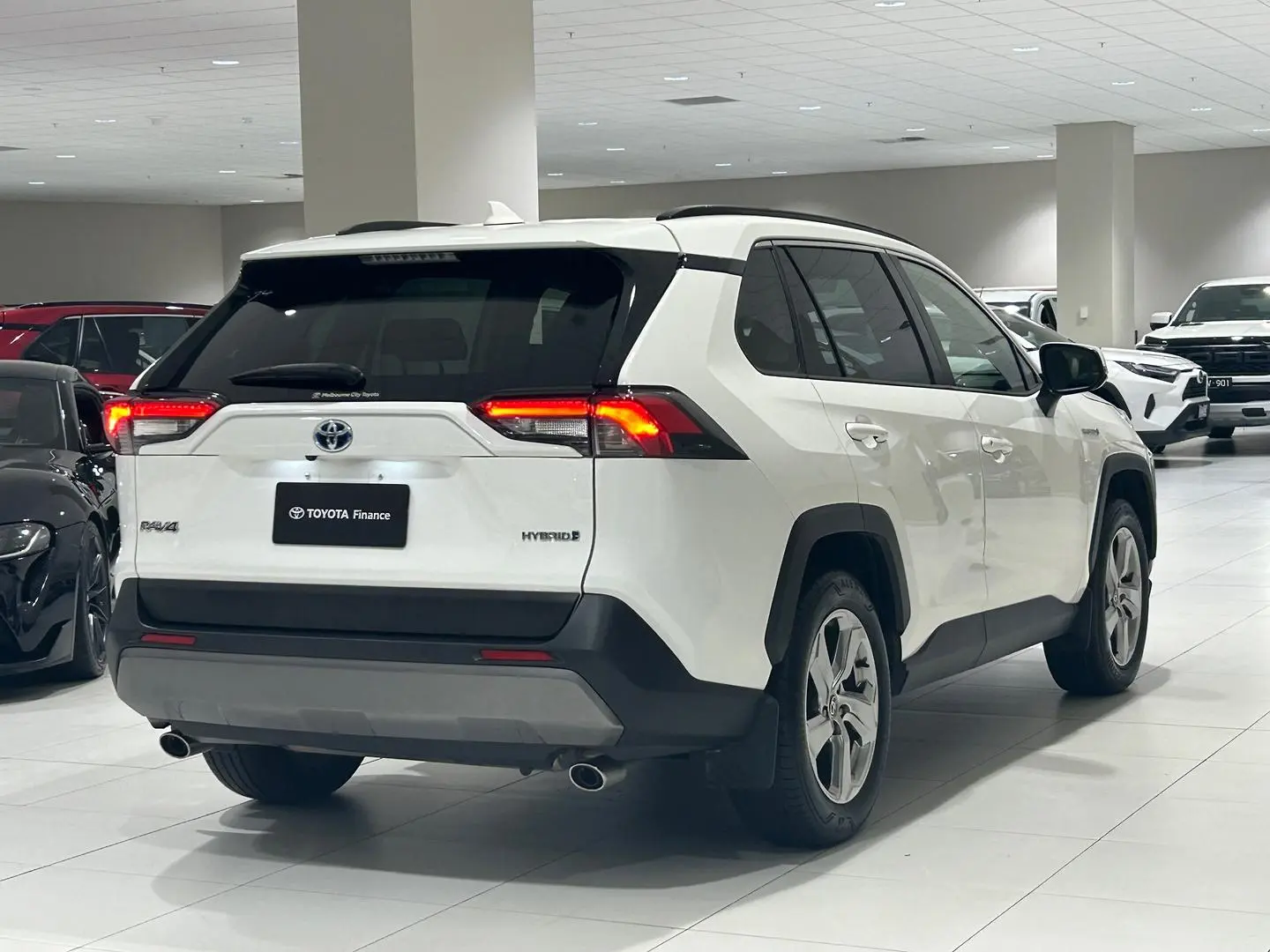 2021 Toyota RAV4 Gallery Image 8