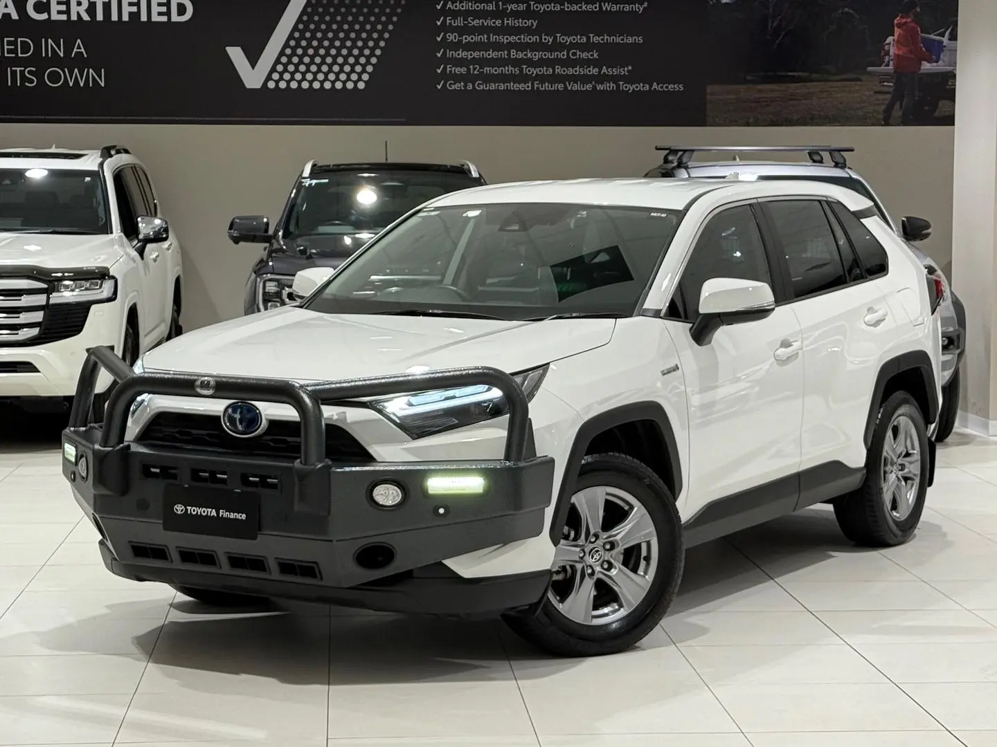 2022 Toyota RAV4 Gallery Image 5