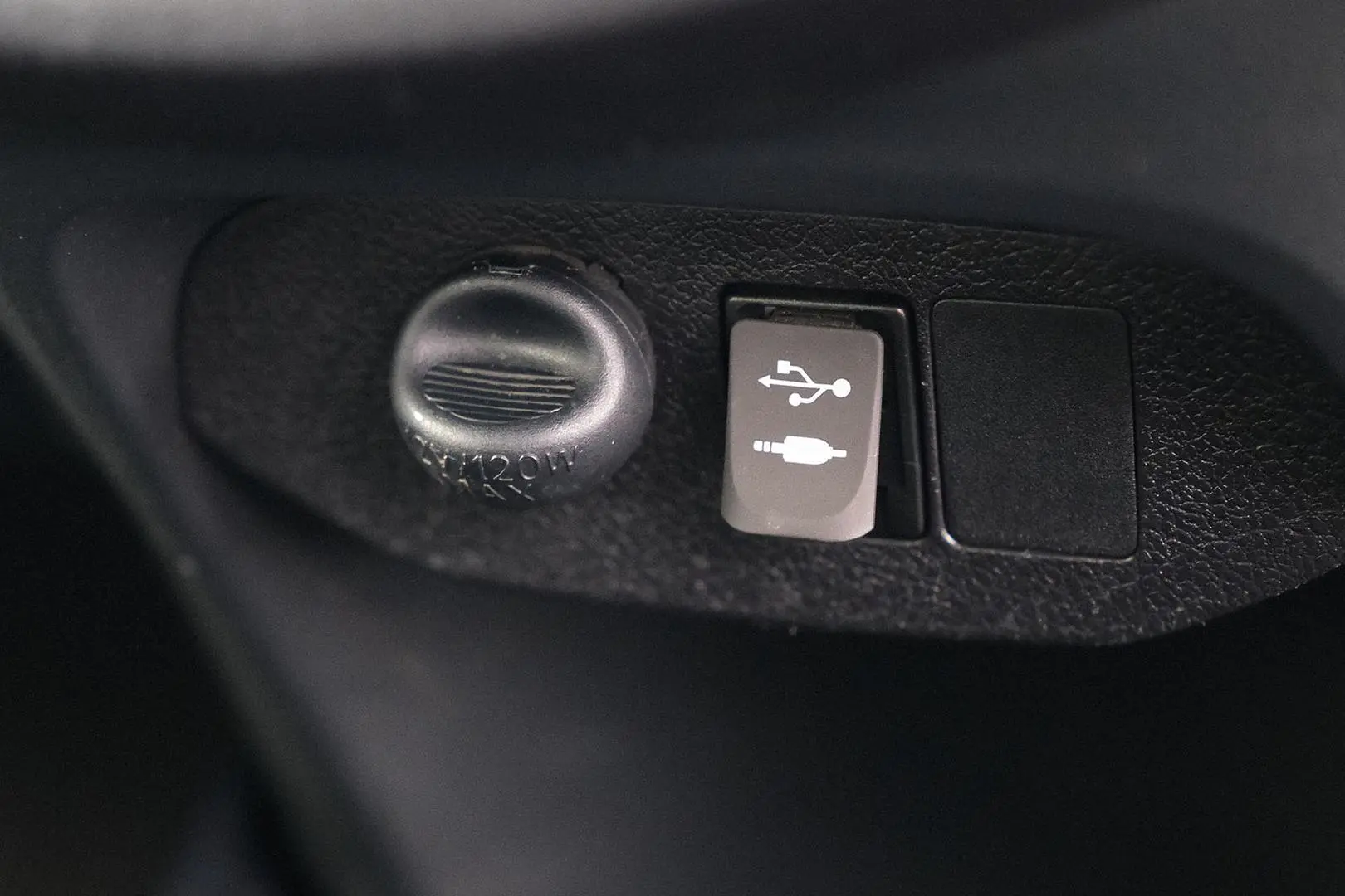 2019 Toyota Yaris Gallery Image 17
