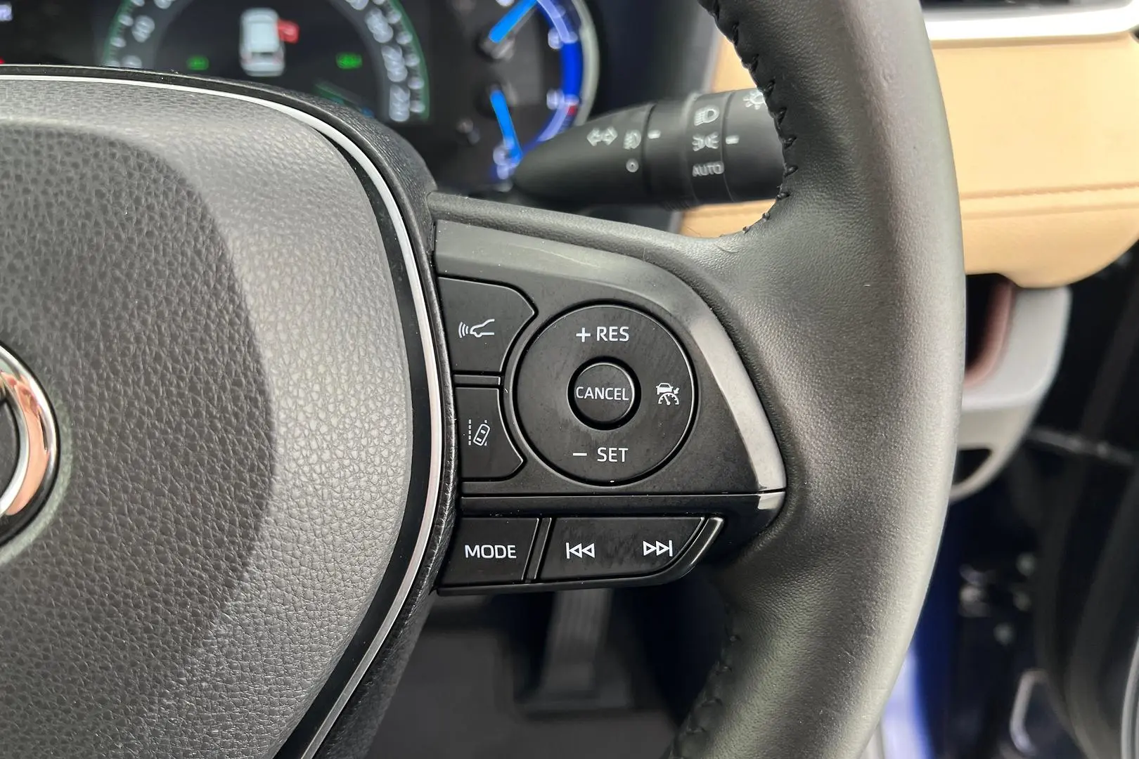 2019 Toyota RAV4 Gallery Image 18