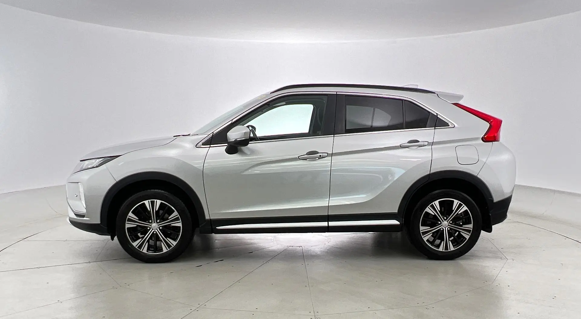 2019 Mitsubishi Eclipse Cross Image 7