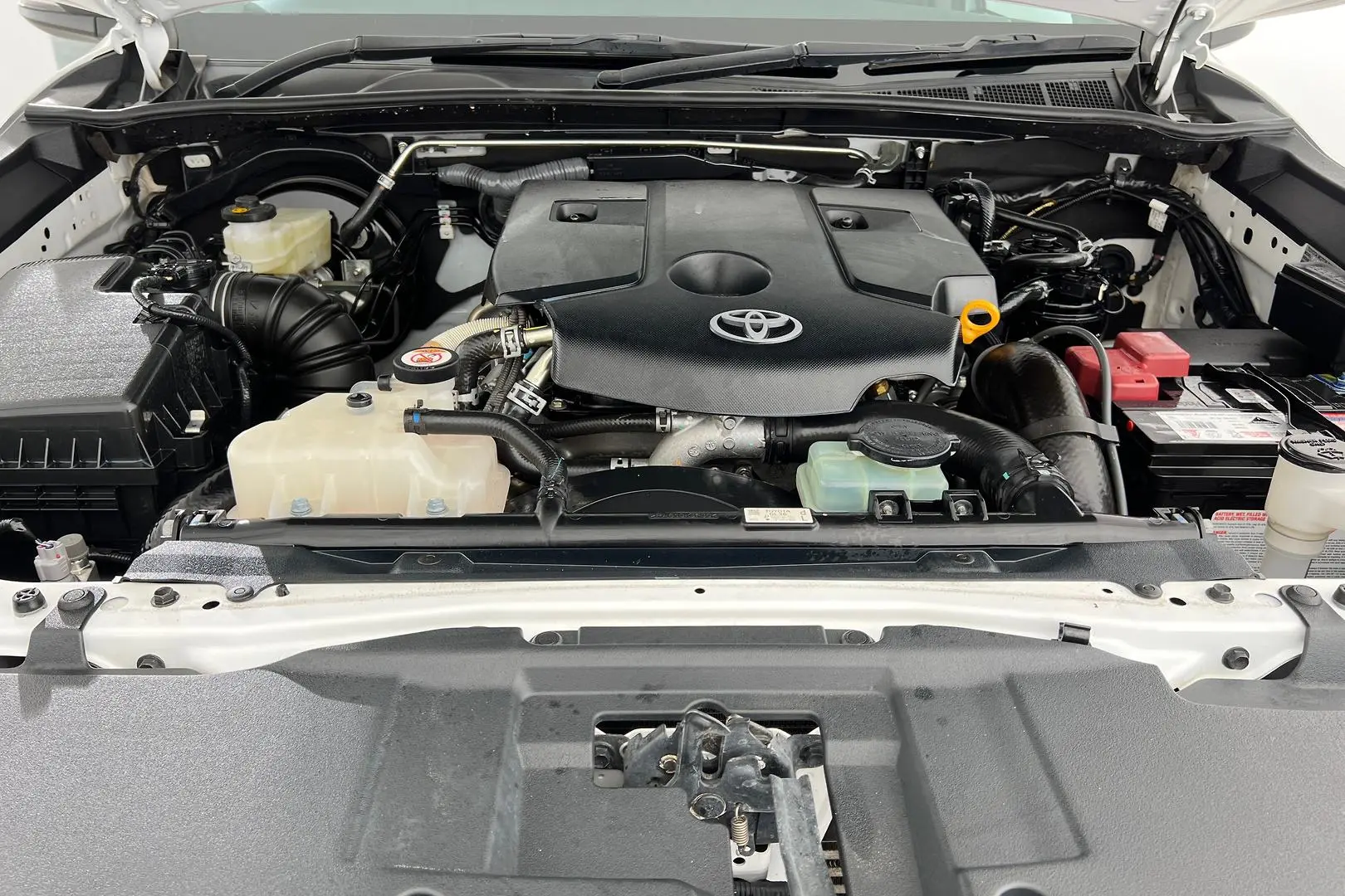 2018 Toyota Hilux Image 23