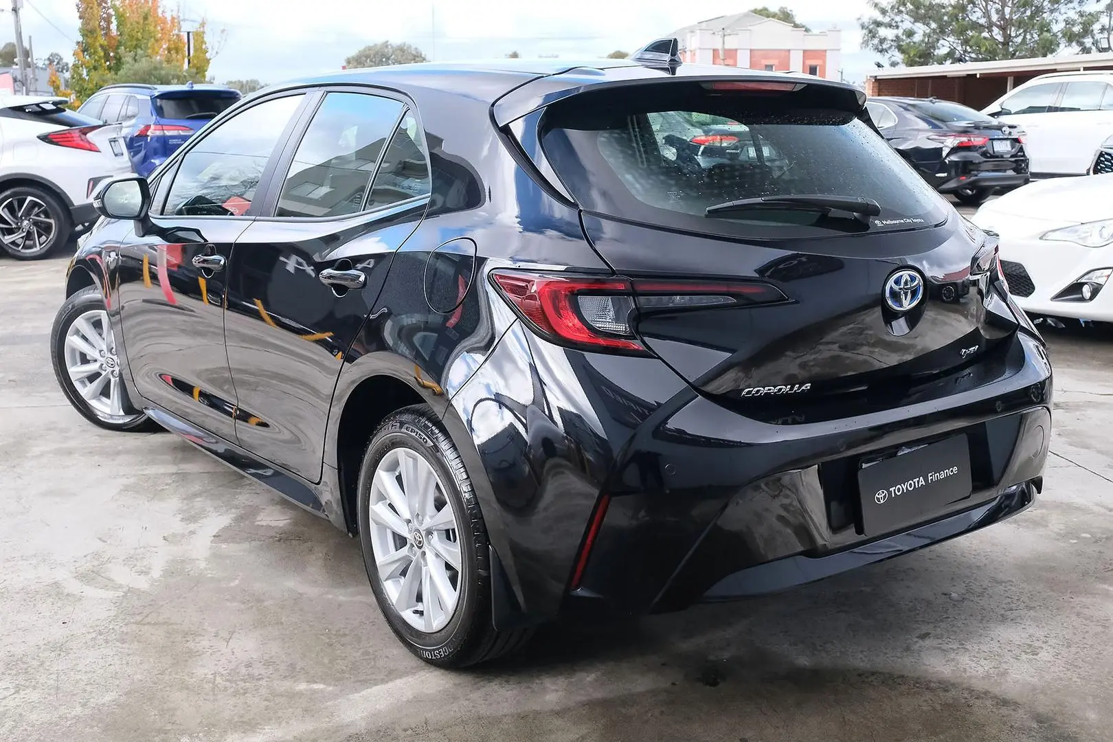 2024 Toyota Corolla Gallery Image 2