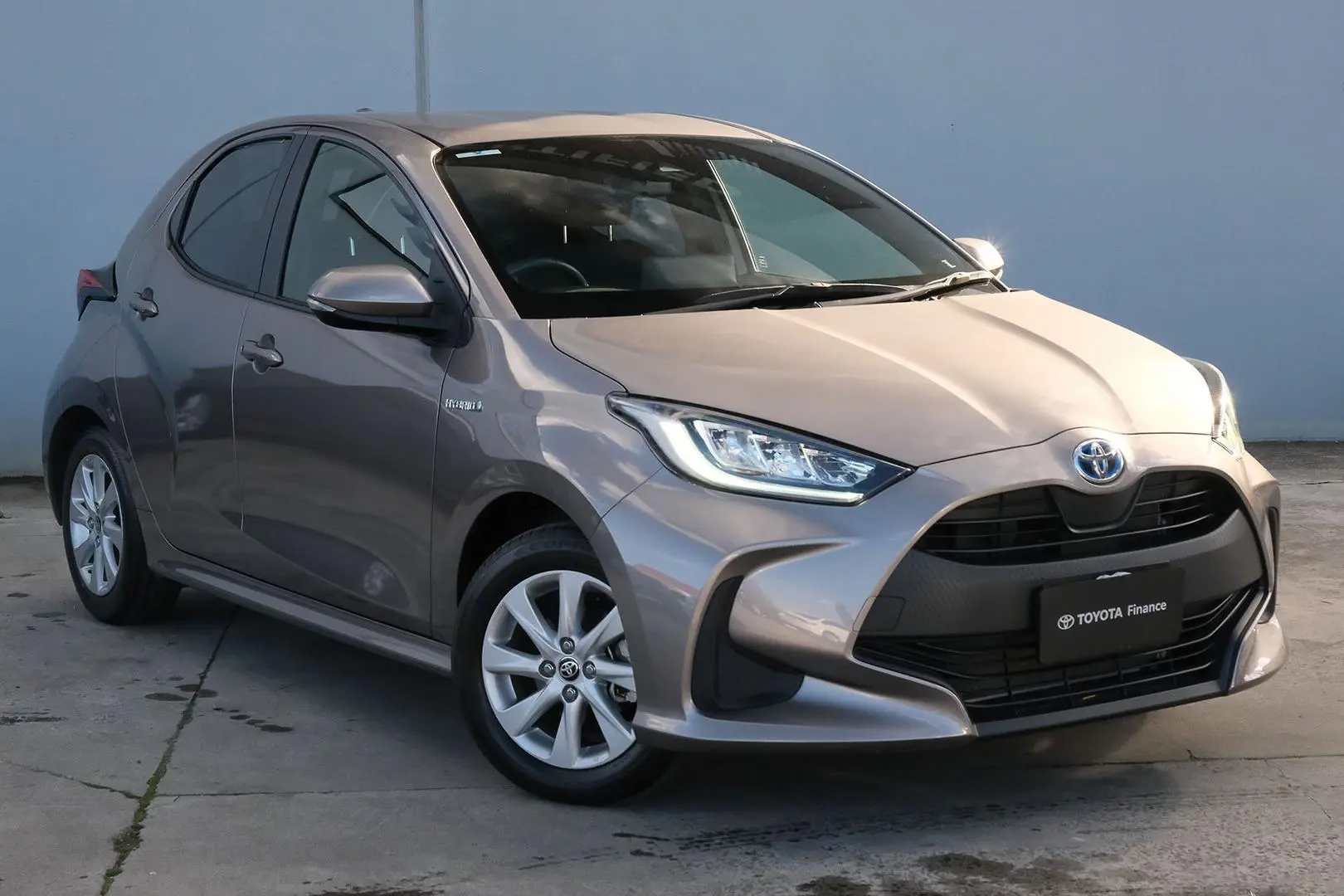 2022 Toyota Yaris Gallery Image 1