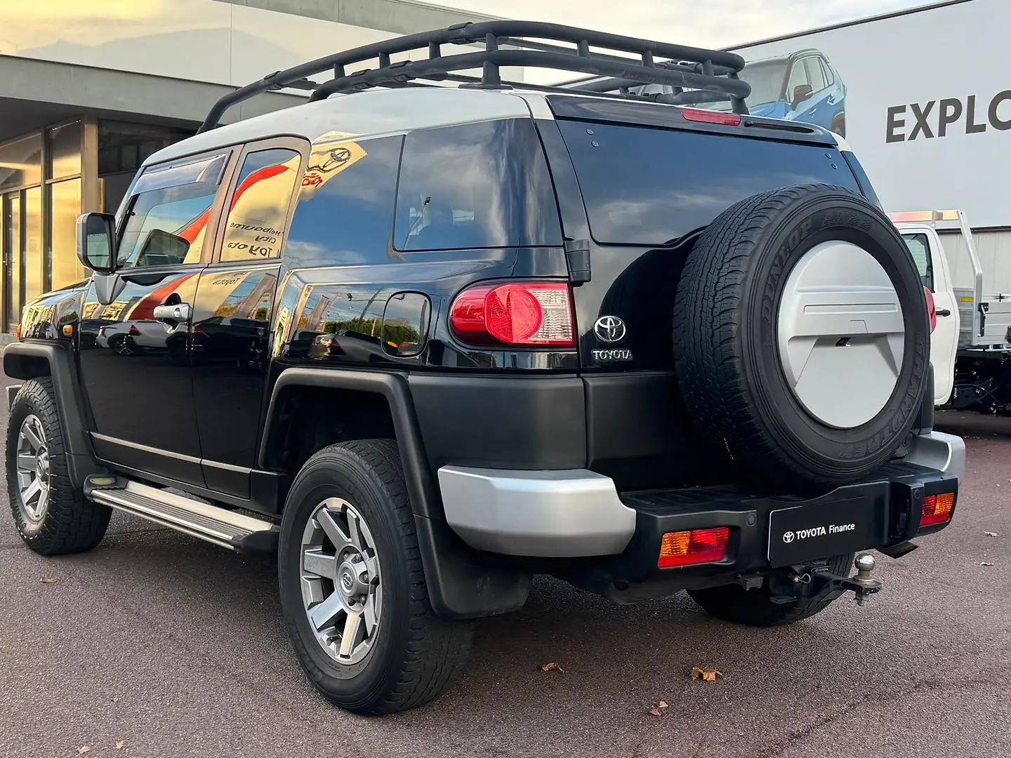 2014 Toyota FJ Cruiser Gallery Image 8