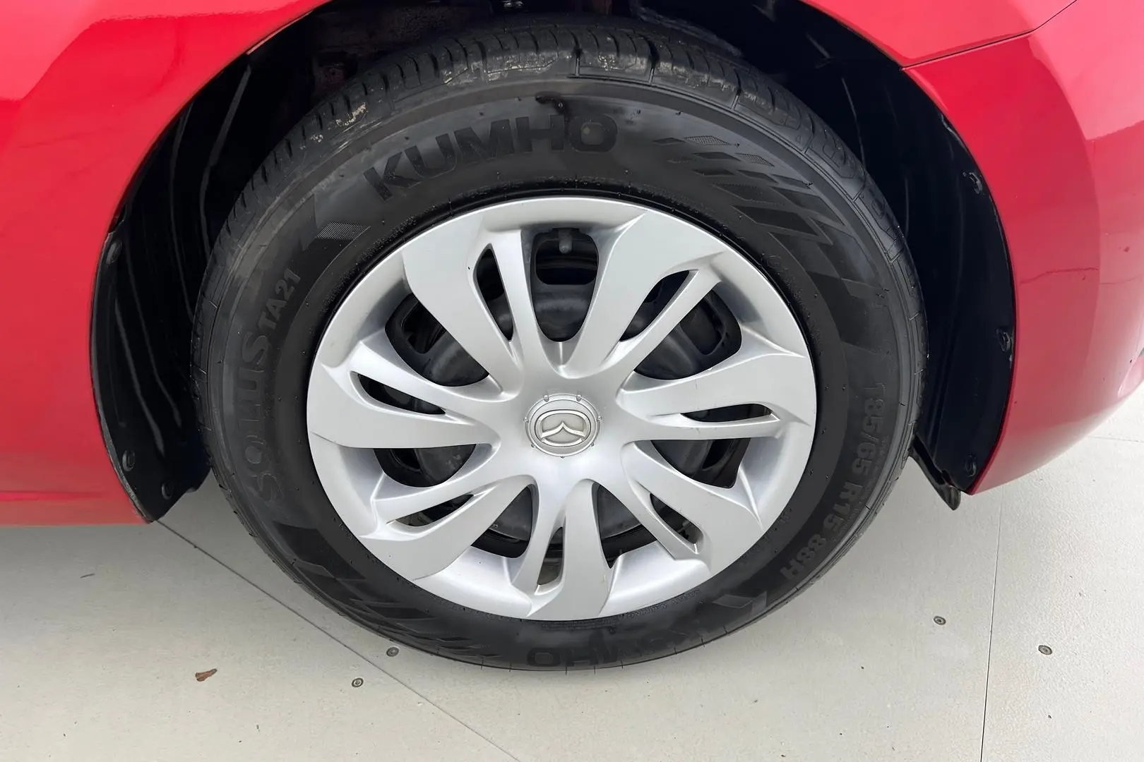 2019 Mazda 2 Gallery Image 14