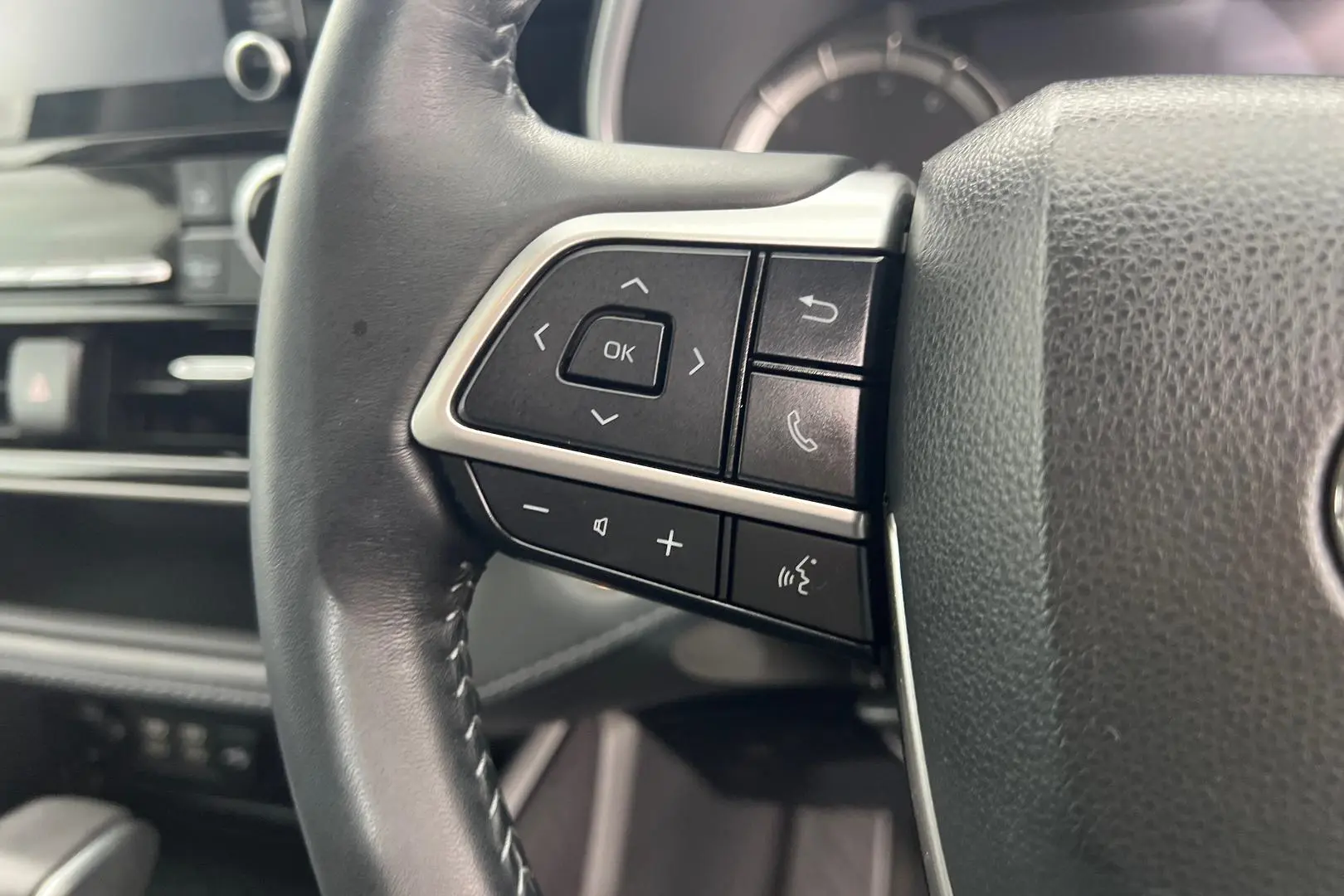 2021 Toyota Kluger Gallery Image 19
