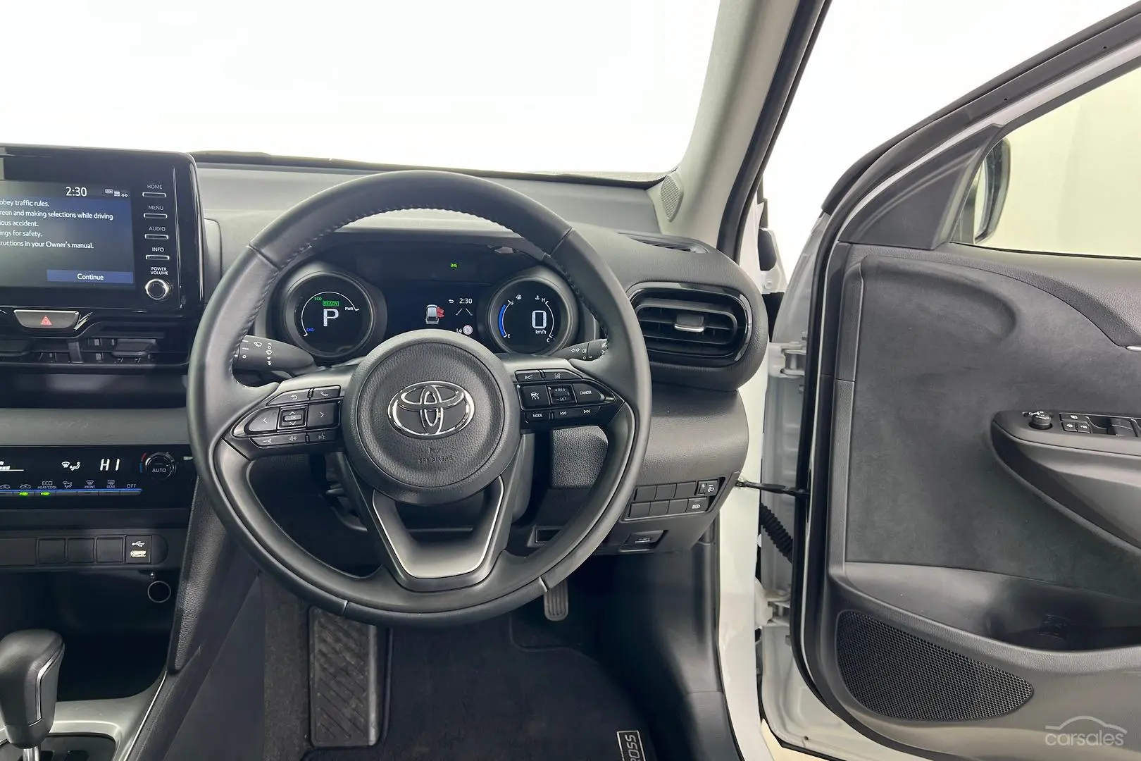 2023 Toyota Yaris Cross Image 11