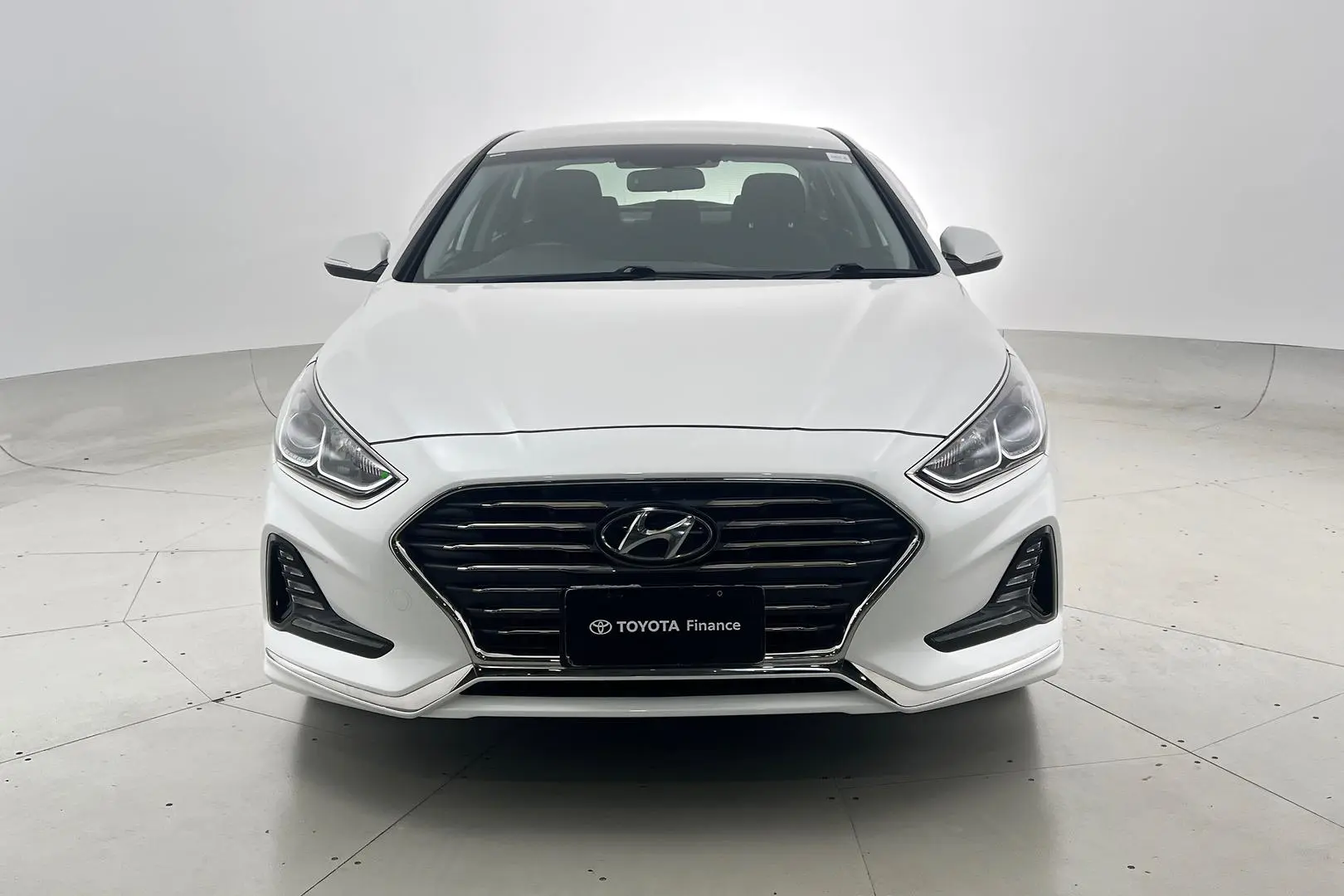 2018 Hyundai Sonata Gallery Image 6