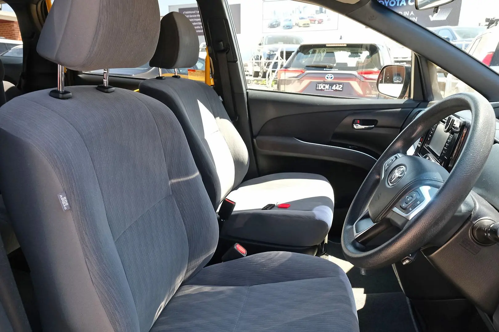 2019 Toyota Tarago Gallery Image 10