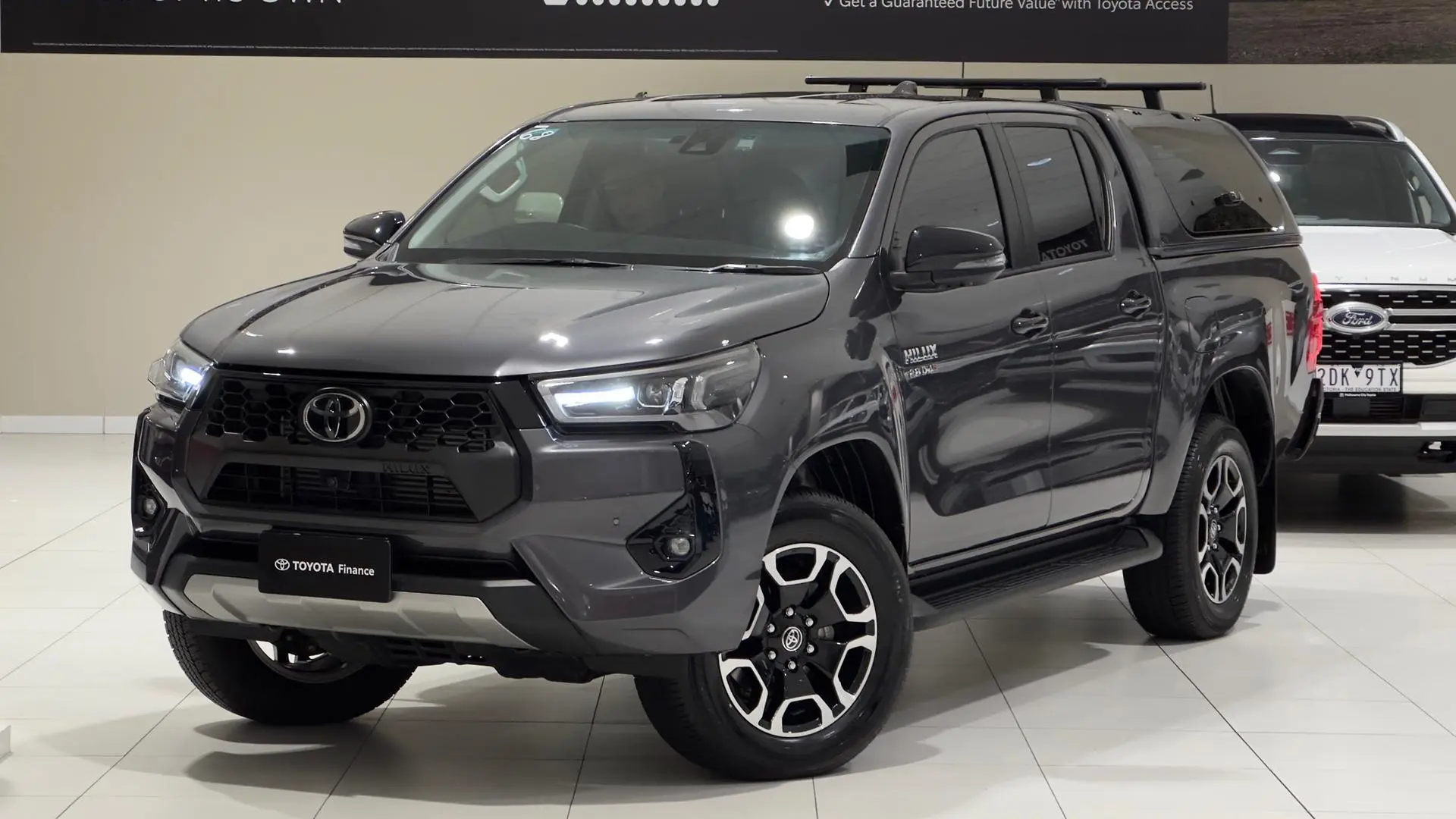 2024 Toyota Hilux Gallery Image 5