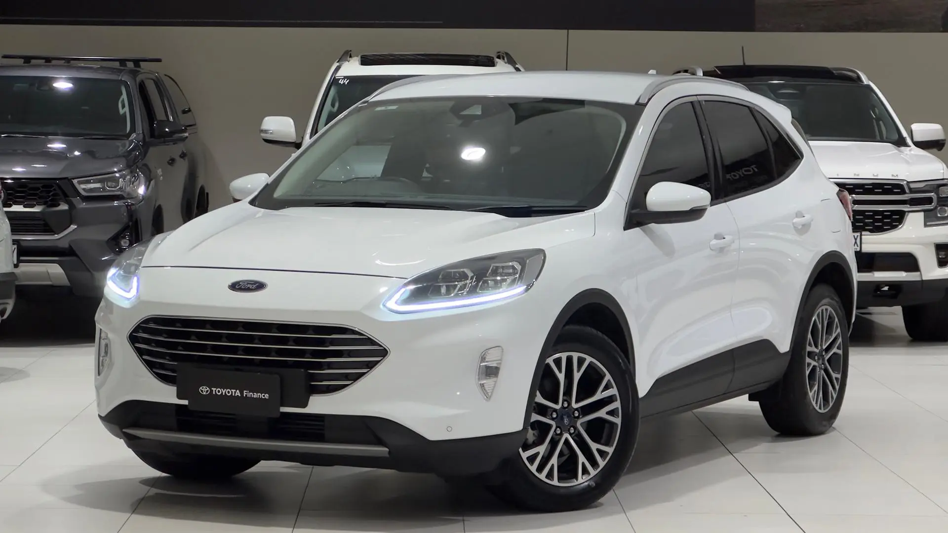 2021 Ford Escape Gallery Image 5