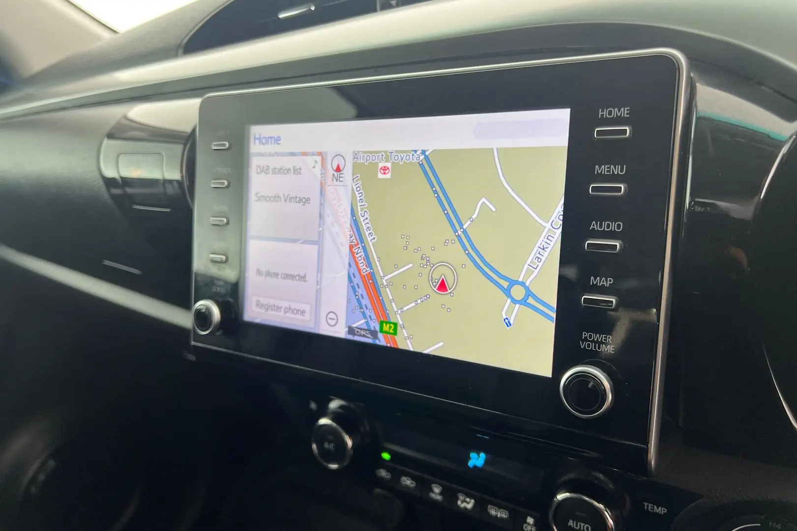 2020 Toyota Hilux Gallery Image 18