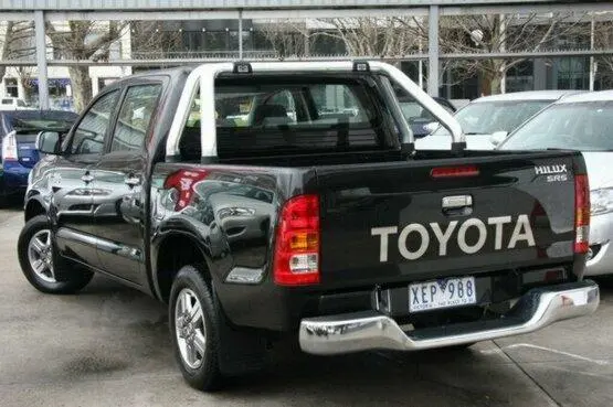2025 Toyota RAV4 Gallery Image 3