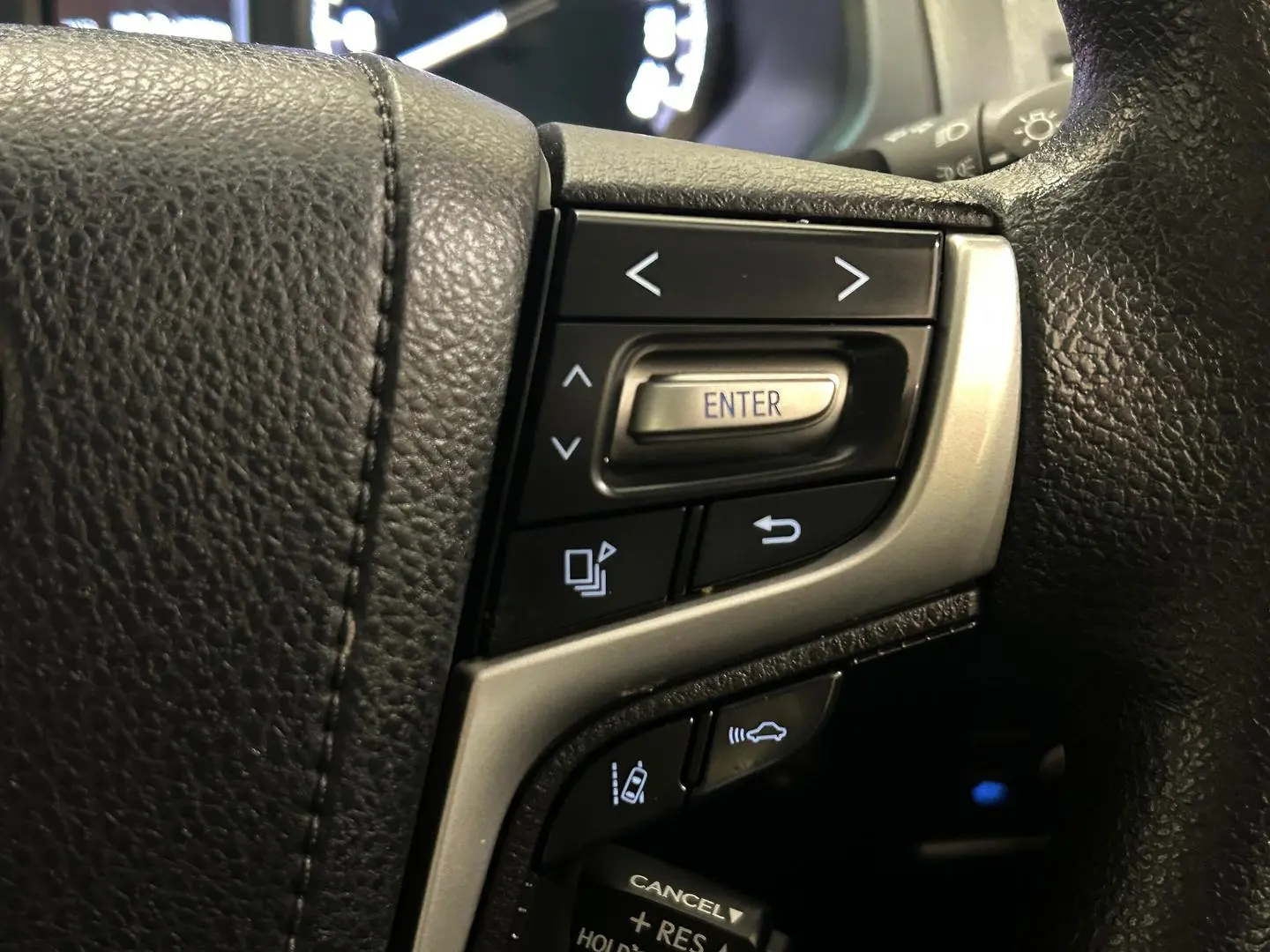 2021 Toyota Landcruiser Prado Gallery Image 26