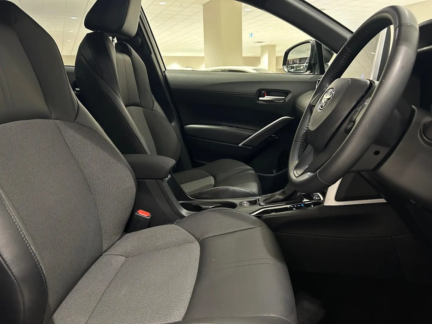 2024 Toyota Corolla Cross Gallery Image 12