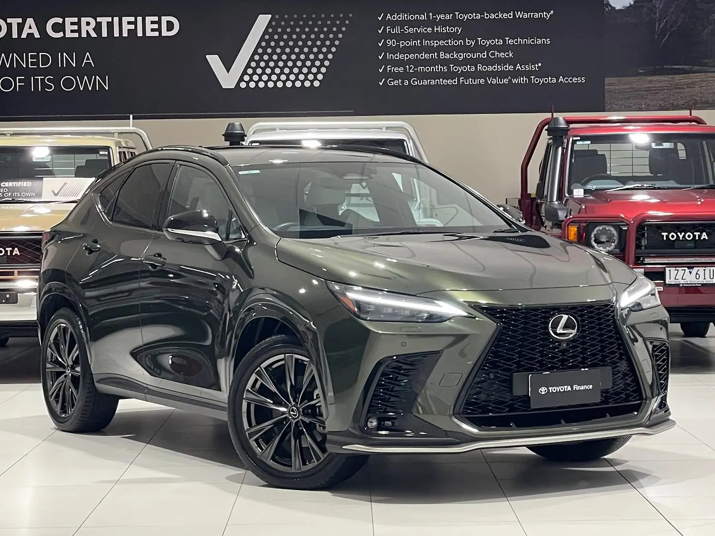 2023 Lexus Nx Gallery Image 1