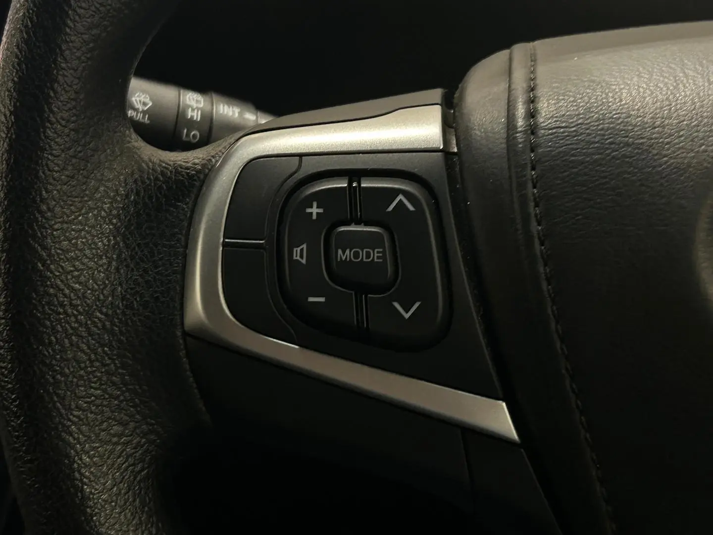 2019 Toyota Tarago Gallery Image 19