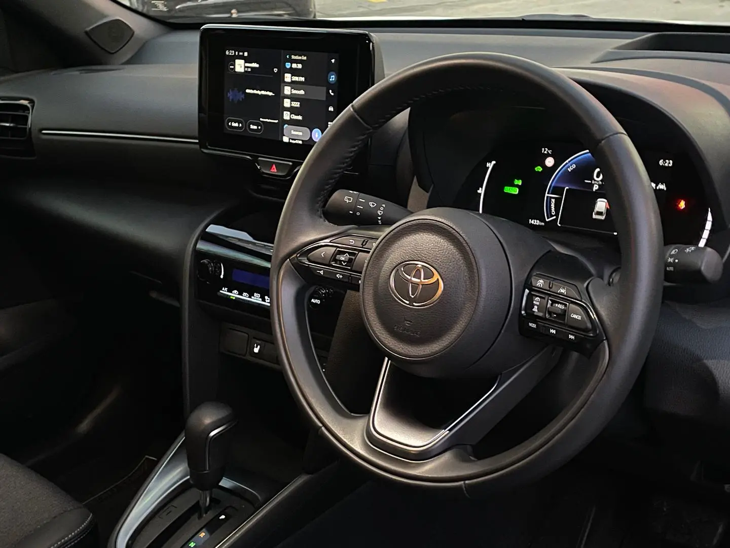 2024 Toyota Yaris Cross Gallery Image 12