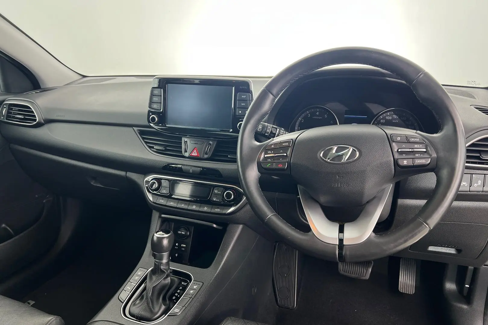 2018 Hyundai i30 Gallery Image 11