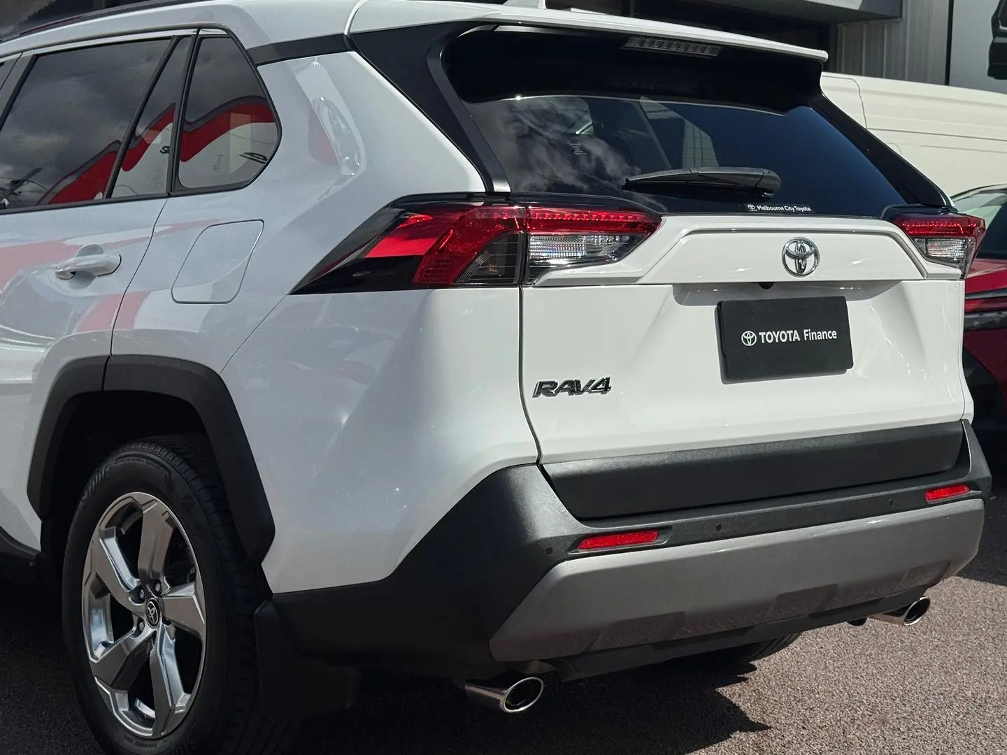 2021 Toyota RAV4 Gallery Image 8