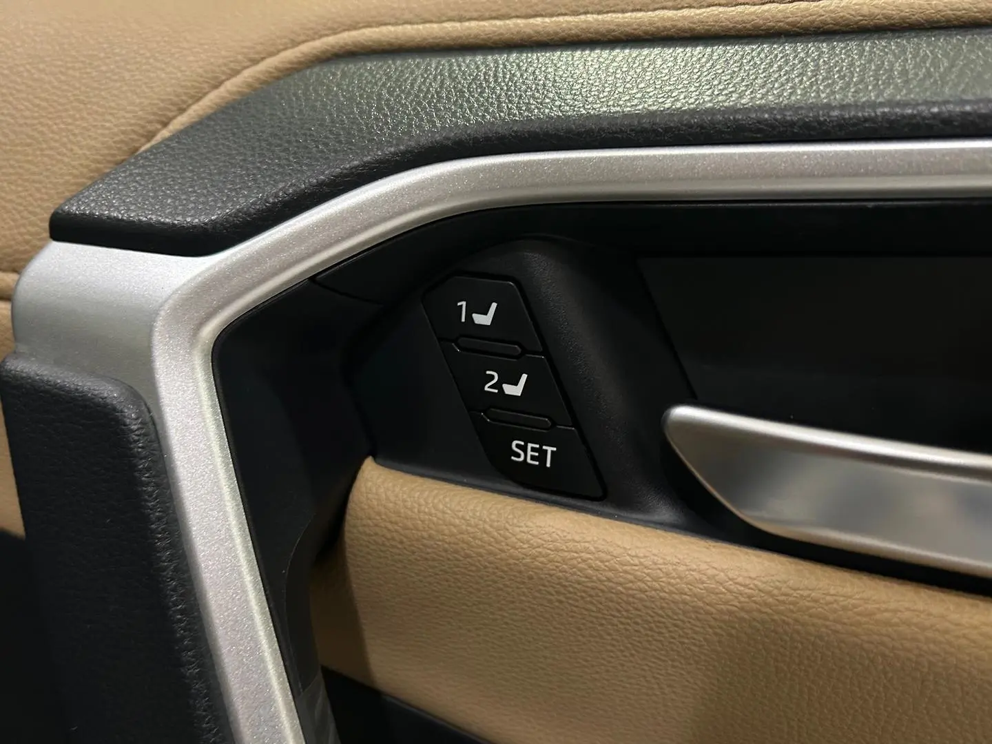 2024 Toyota RAV4 Gallery Image 20