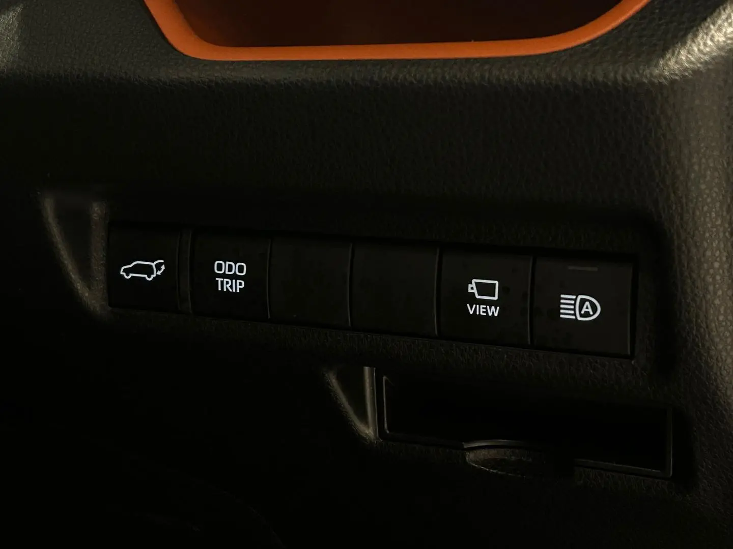 2024 Toyota RAV4 Gallery Image 27