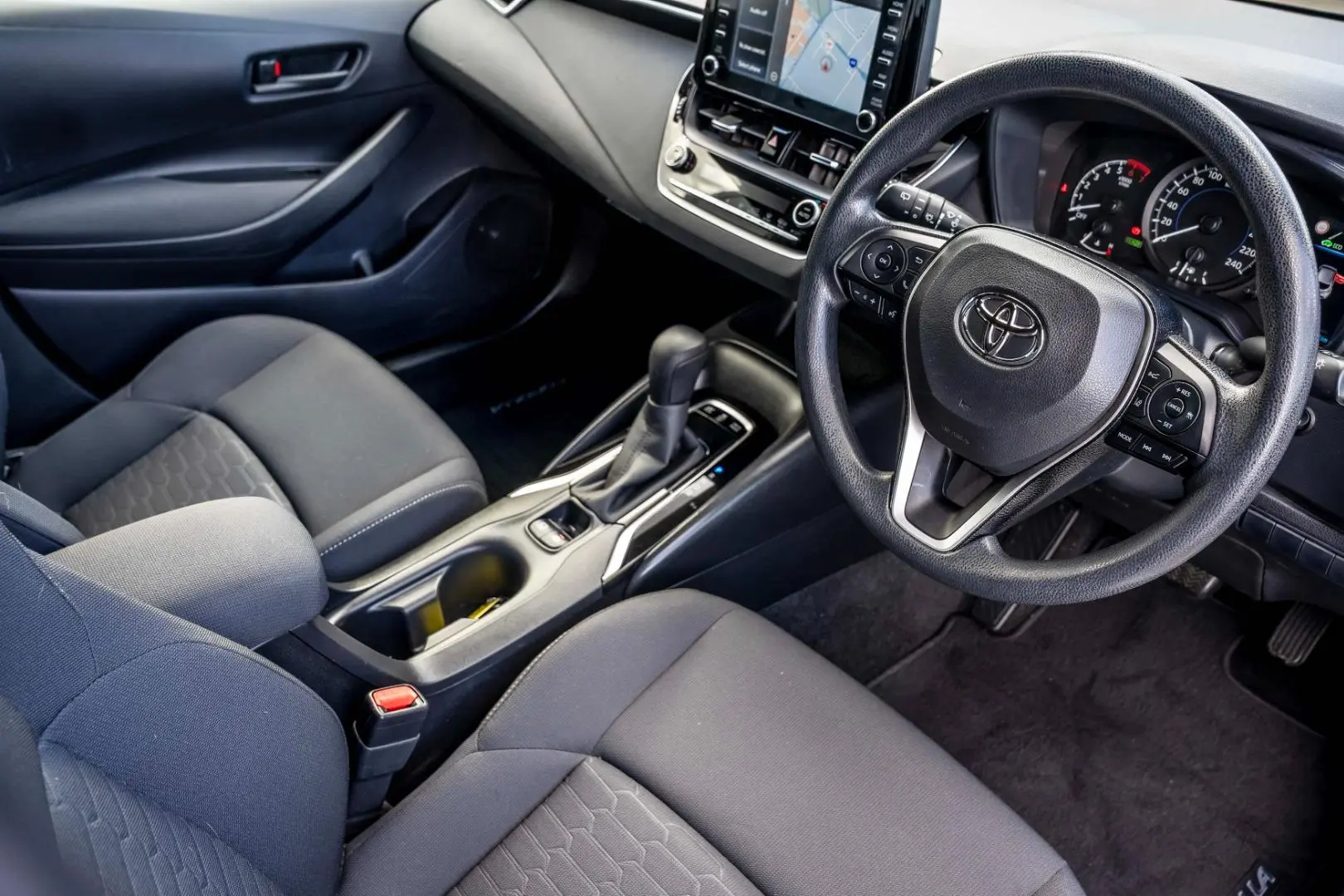2020 Toyota Corolla Gallery Image 6