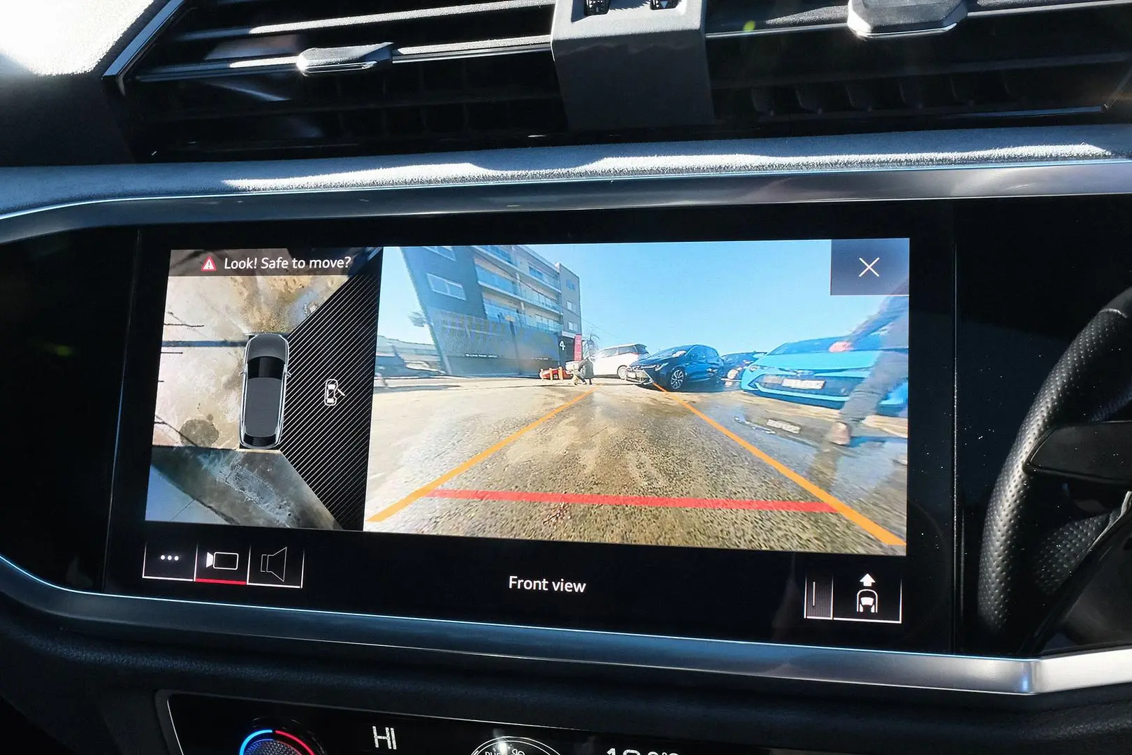 2021 Audi Q3 Gallery Image 10